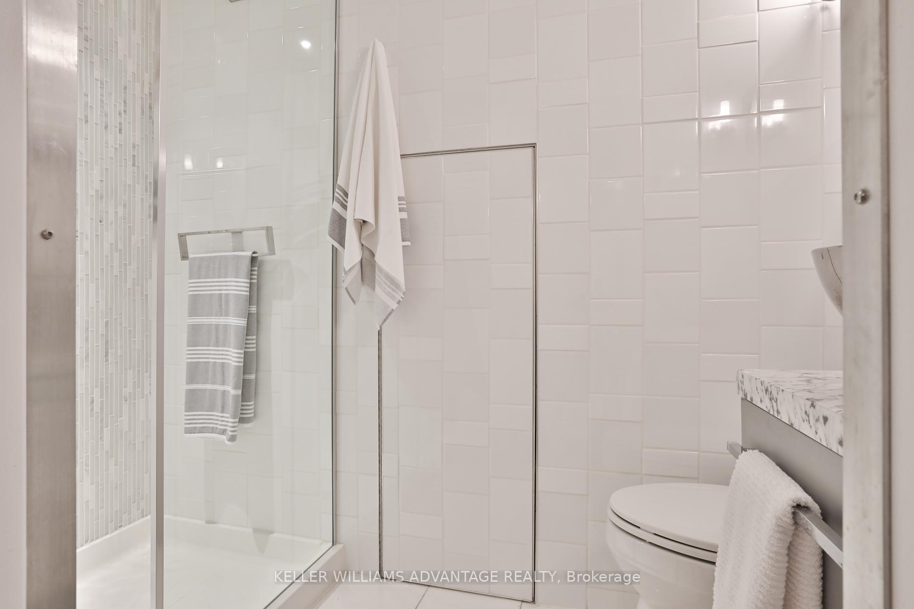 Photo 35 of 25 Whitewood Road, Toronto, Mount Pleasant East — HOMEH