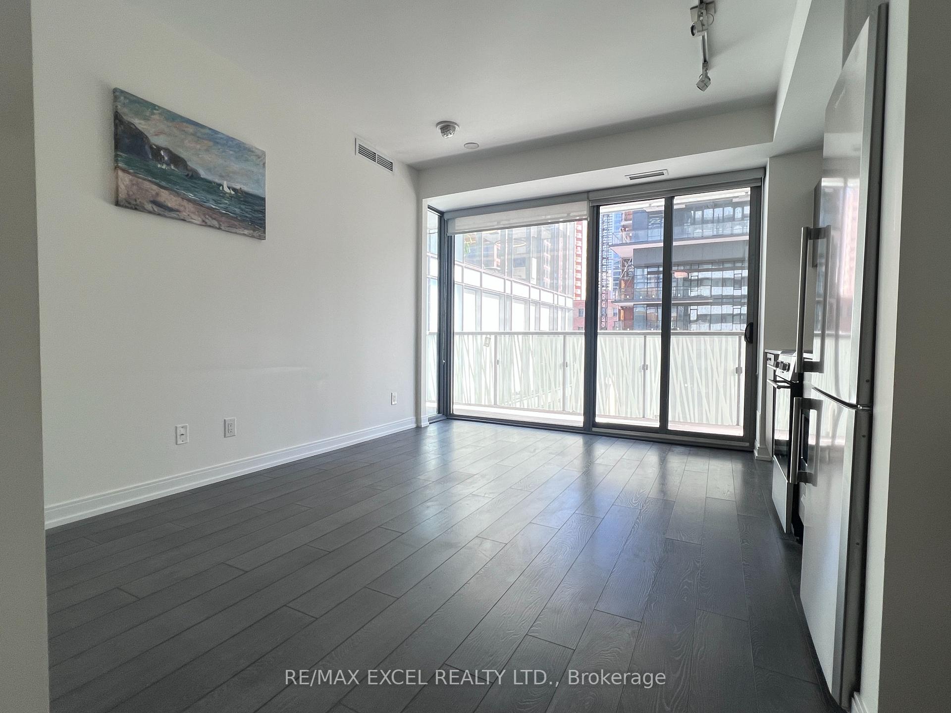 Photo 7 of Unit 511, 50 Charles Street E, Toronto, Church-Yonge Corridor — HOMEH