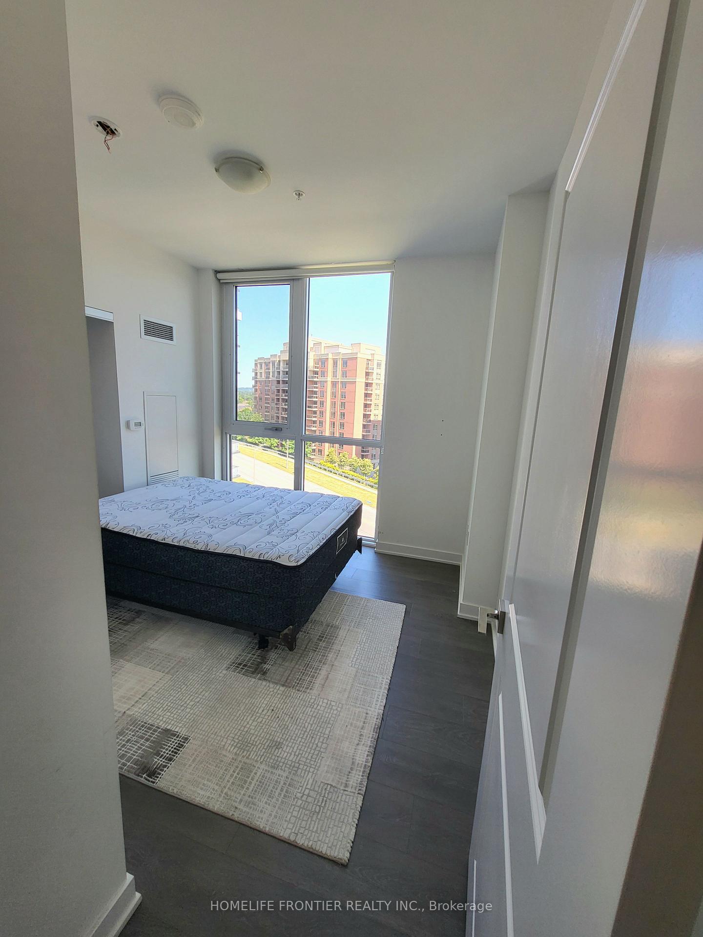 Photo 1 of Unit 903, 75 Oneida Crescent, Richmond Hill, Langstaff — HOMEH