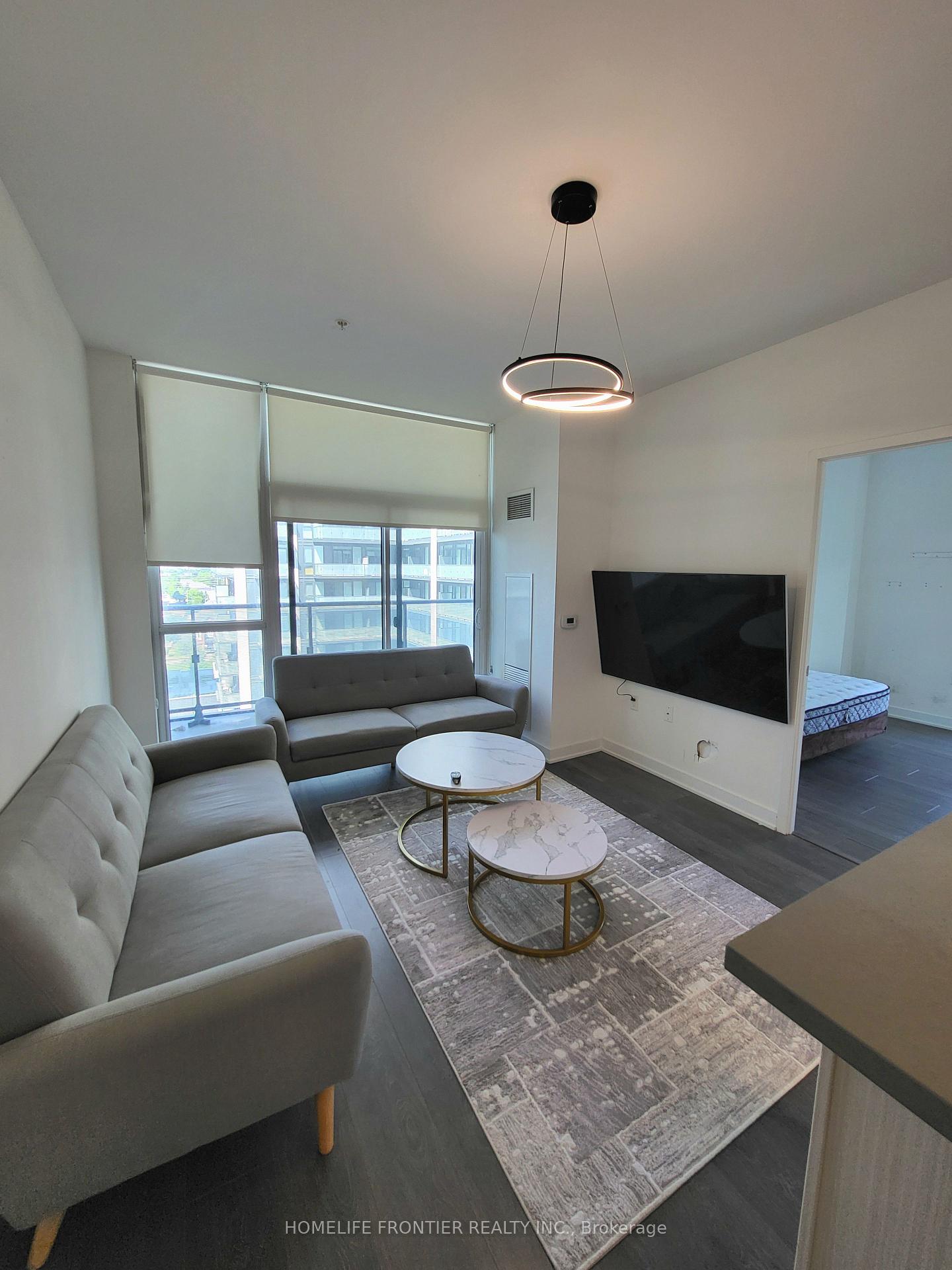 Photo 9 of Unit 903, 75 Oneida Crescent, Richmond Hill, Langstaff — HOMEH