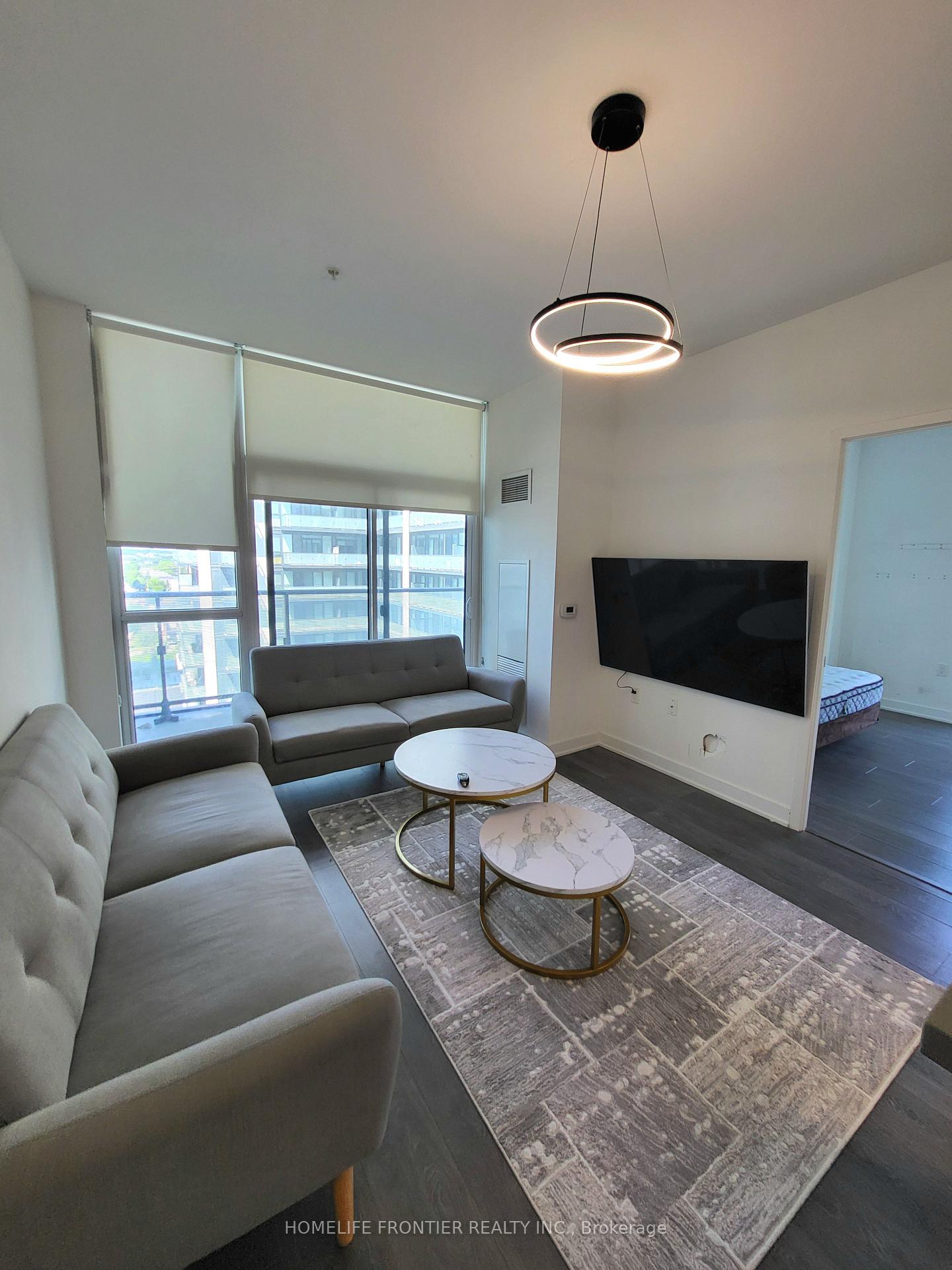 Photo 10 of Unit 903, 75 Oneida Crescent, Richmond Hill, Langstaff — HOMEH