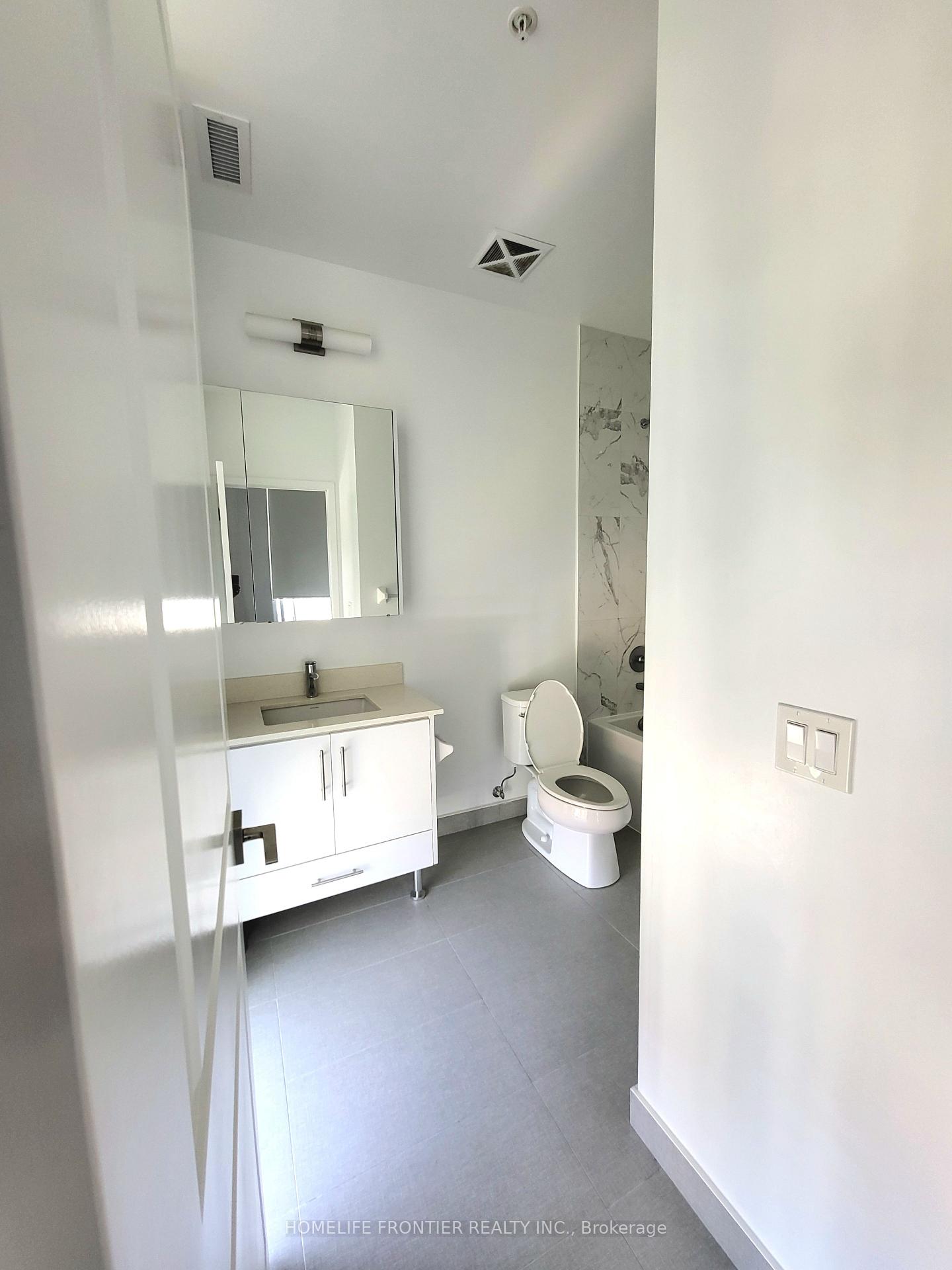 Photo 15 of Unit 903, 75 Oneida Crescent, Richmond Hill, Langstaff — HOMEH