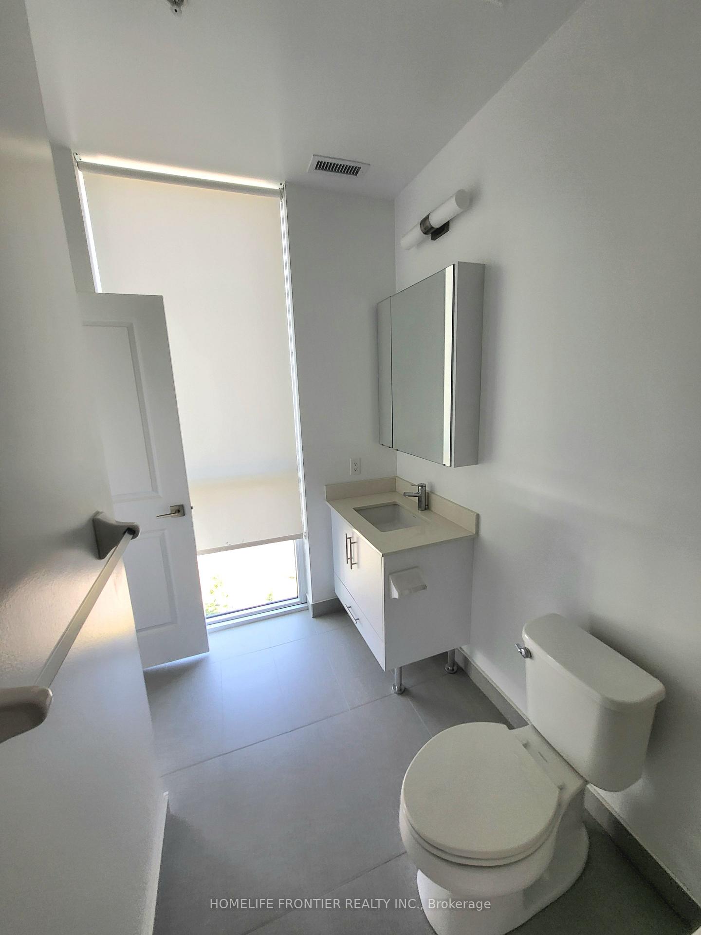 Photo 17 of Unit 903, 75 Oneida Crescent, Richmond Hill, Langstaff — HOMEH