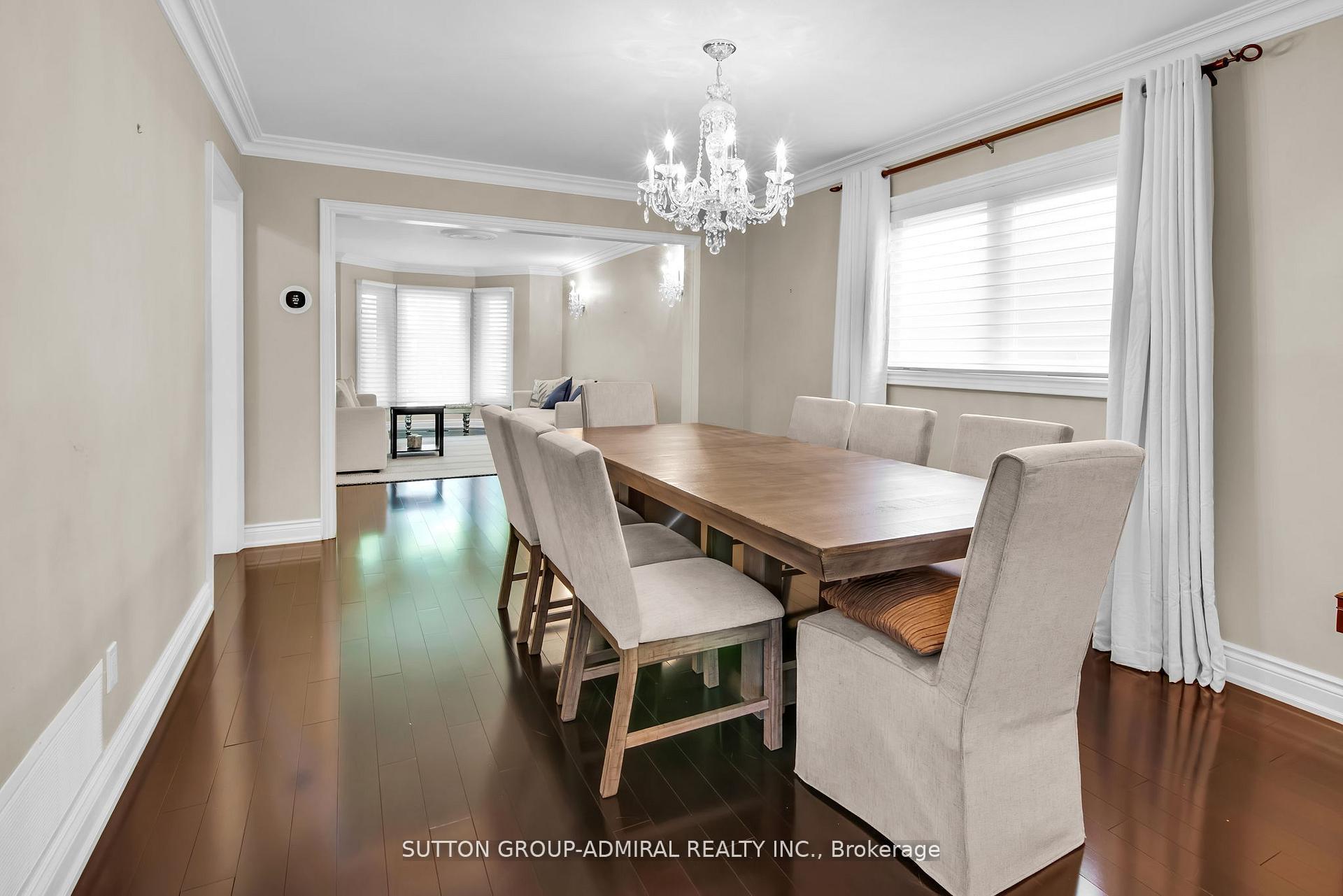 Photo 11 of 25 Grenadier Crescent, Vaughan, Beverley Glen — HOMEH