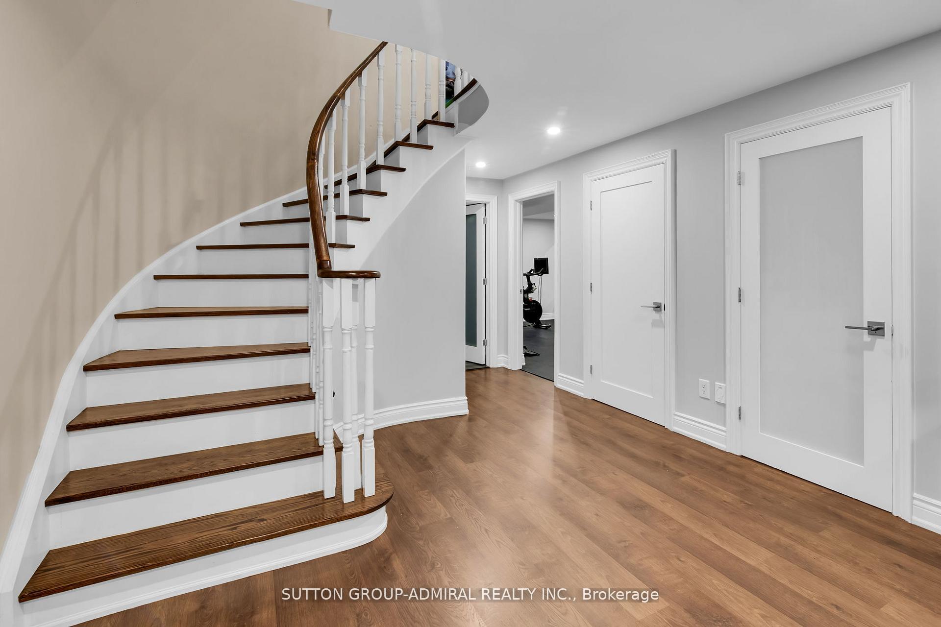 Photo 29 of 25 Grenadier Crescent, Vaughan, Beverley Glen — HOMEH