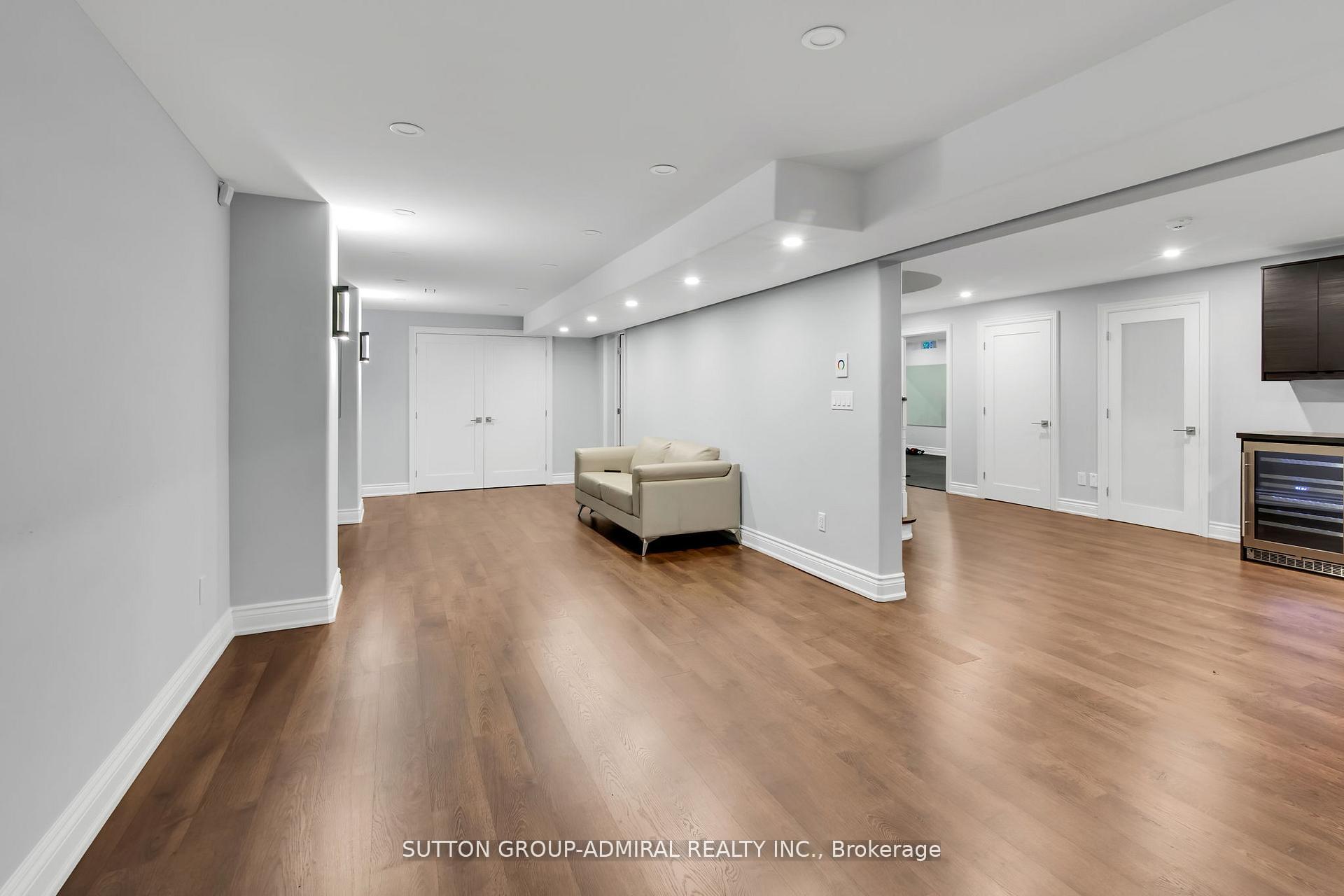 Photo 34 of 25 Grenadier Crescent, Vaughan, Beverley Glen — HOMEH