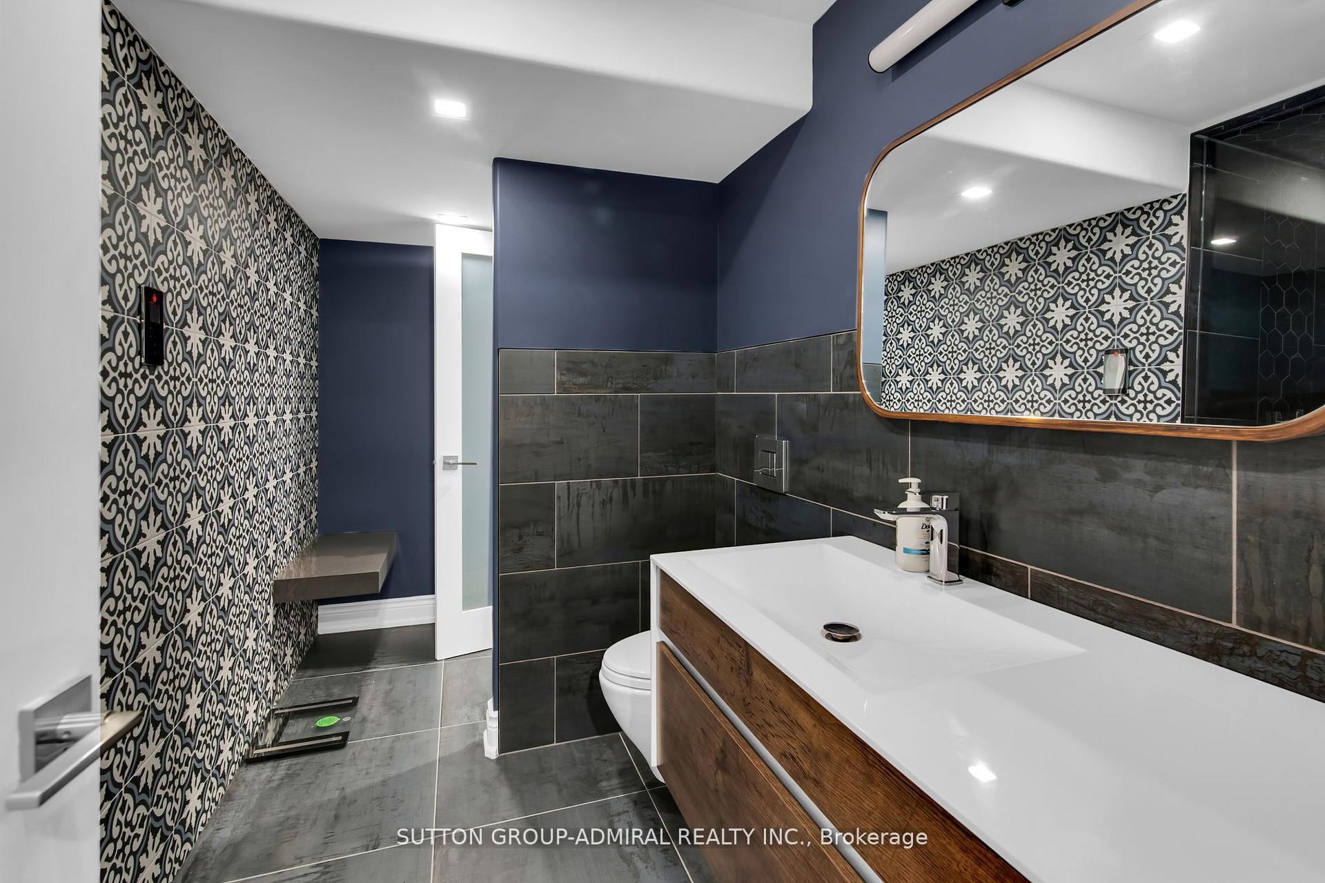 Photo 37 of 25 Grenadier Crescent, Vaughan, Beverley Glen — HOMEH
