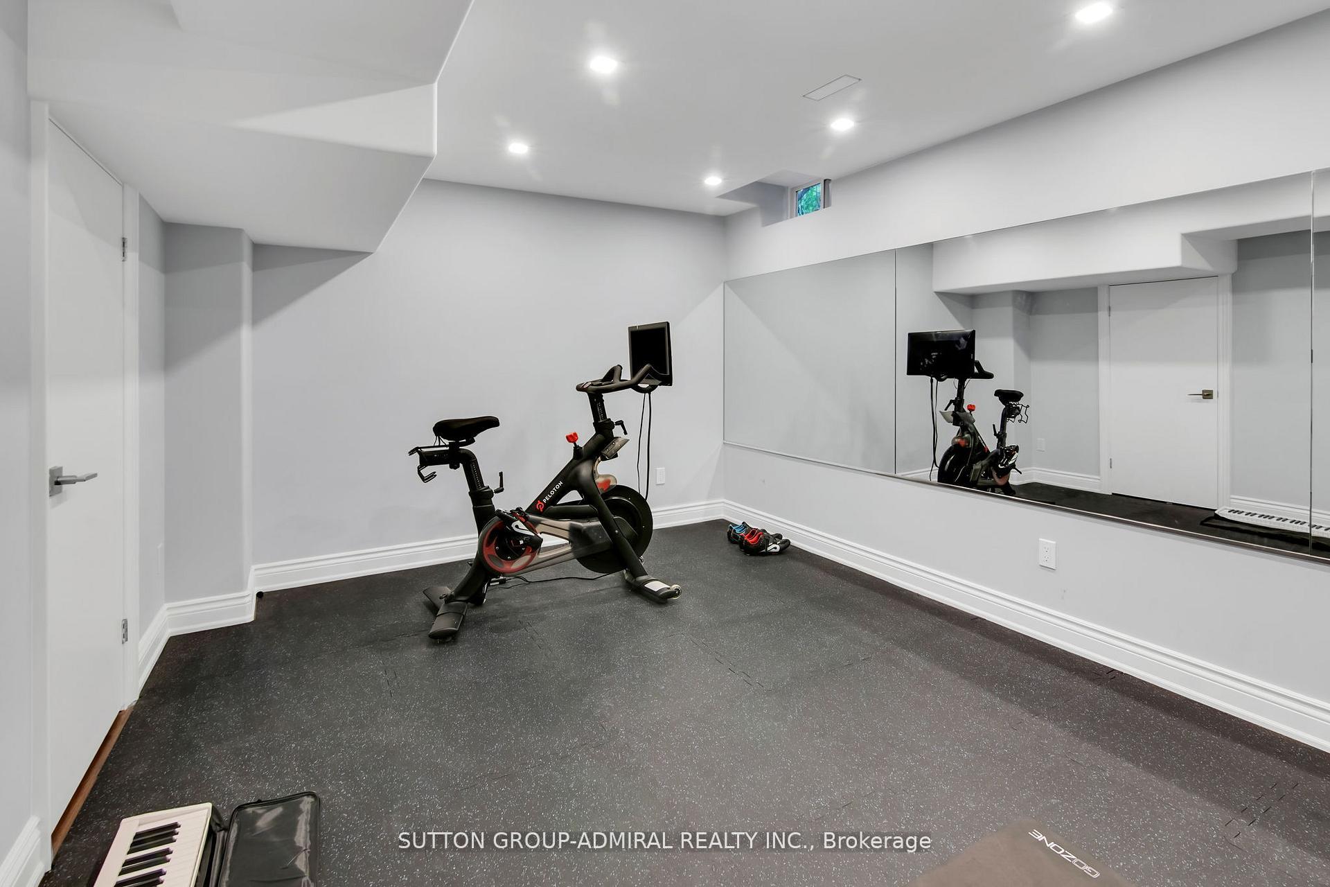 Photo 38 of 25 Grenadier Crescent, Vaughan, Beverley Glen — HOMEH