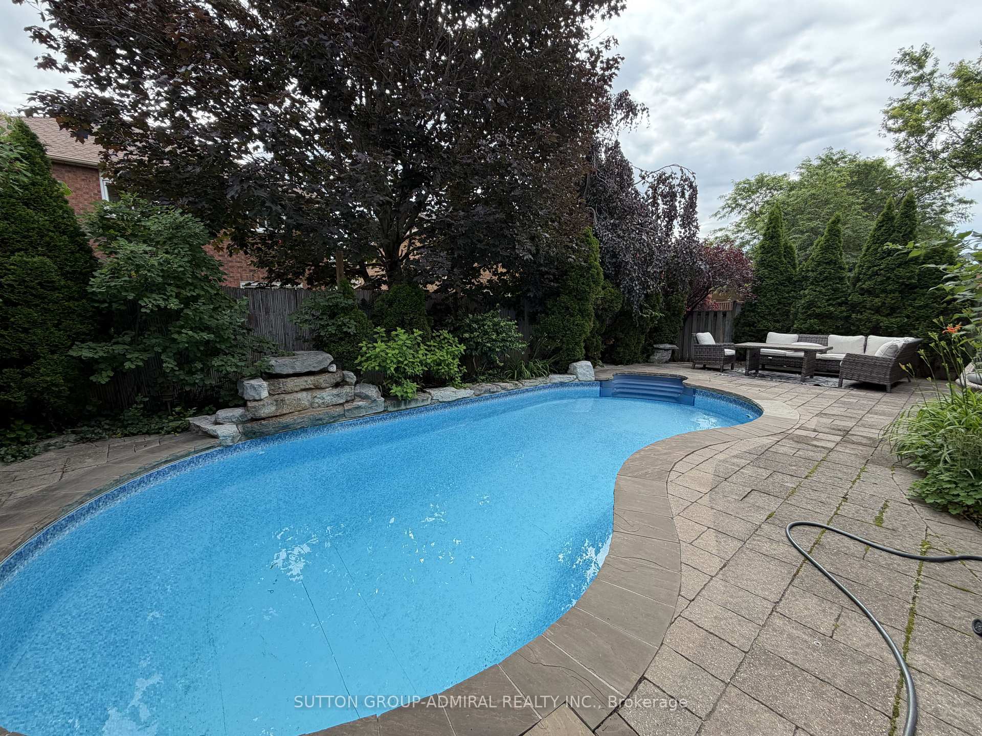 Photo 50 of 25 Grenadier Crescent, Vaughan, Beverley Glen — HOMEH