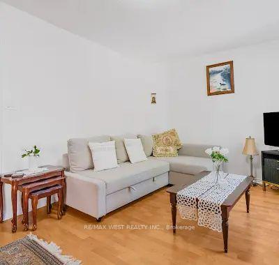 Photo 14 of 1457 Anton Square, Pickering, Liverpool — HOMEH