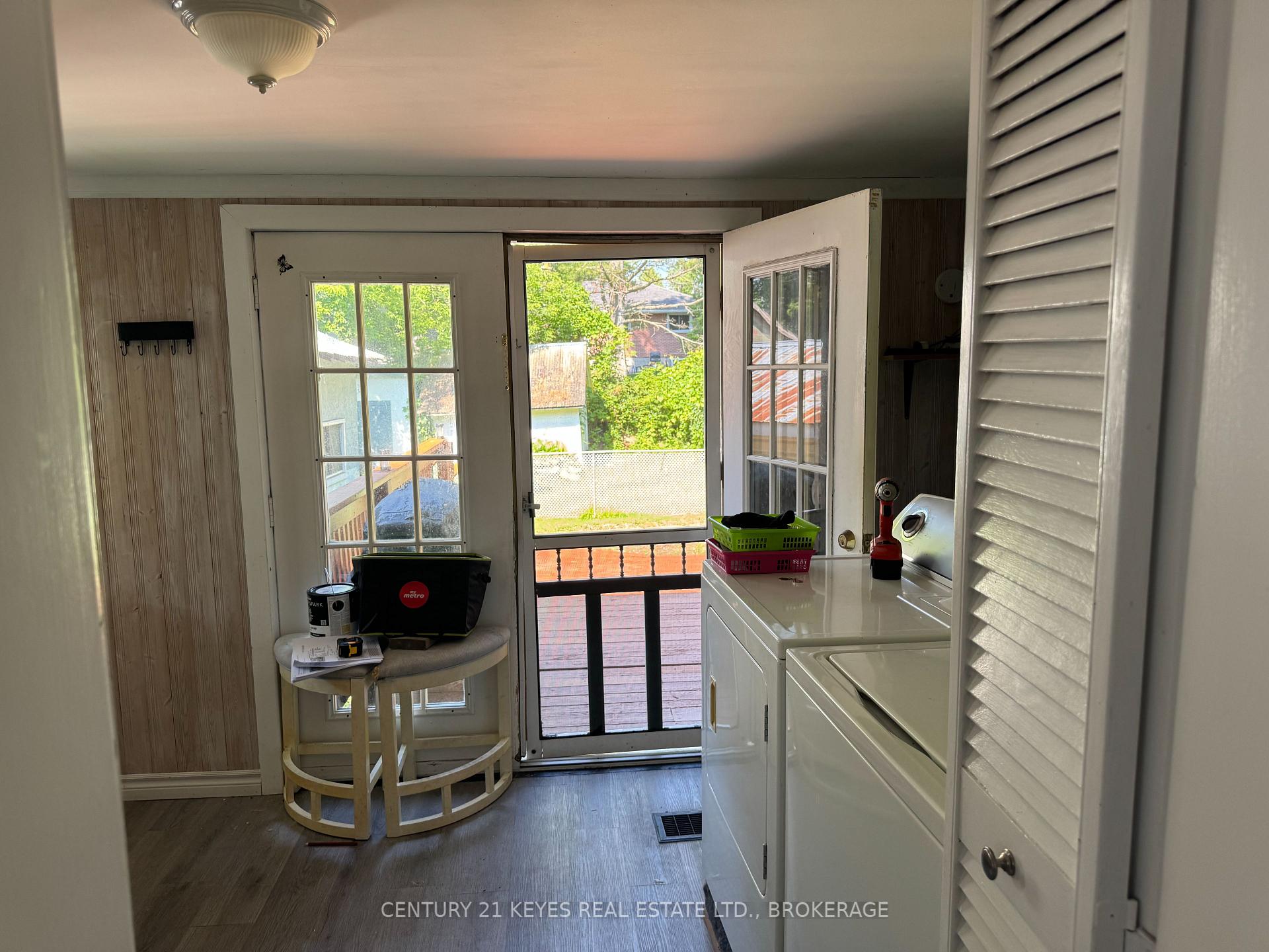 Photo 3 of 110 Elm Street, Gananoque, Gananoque — HOMEH