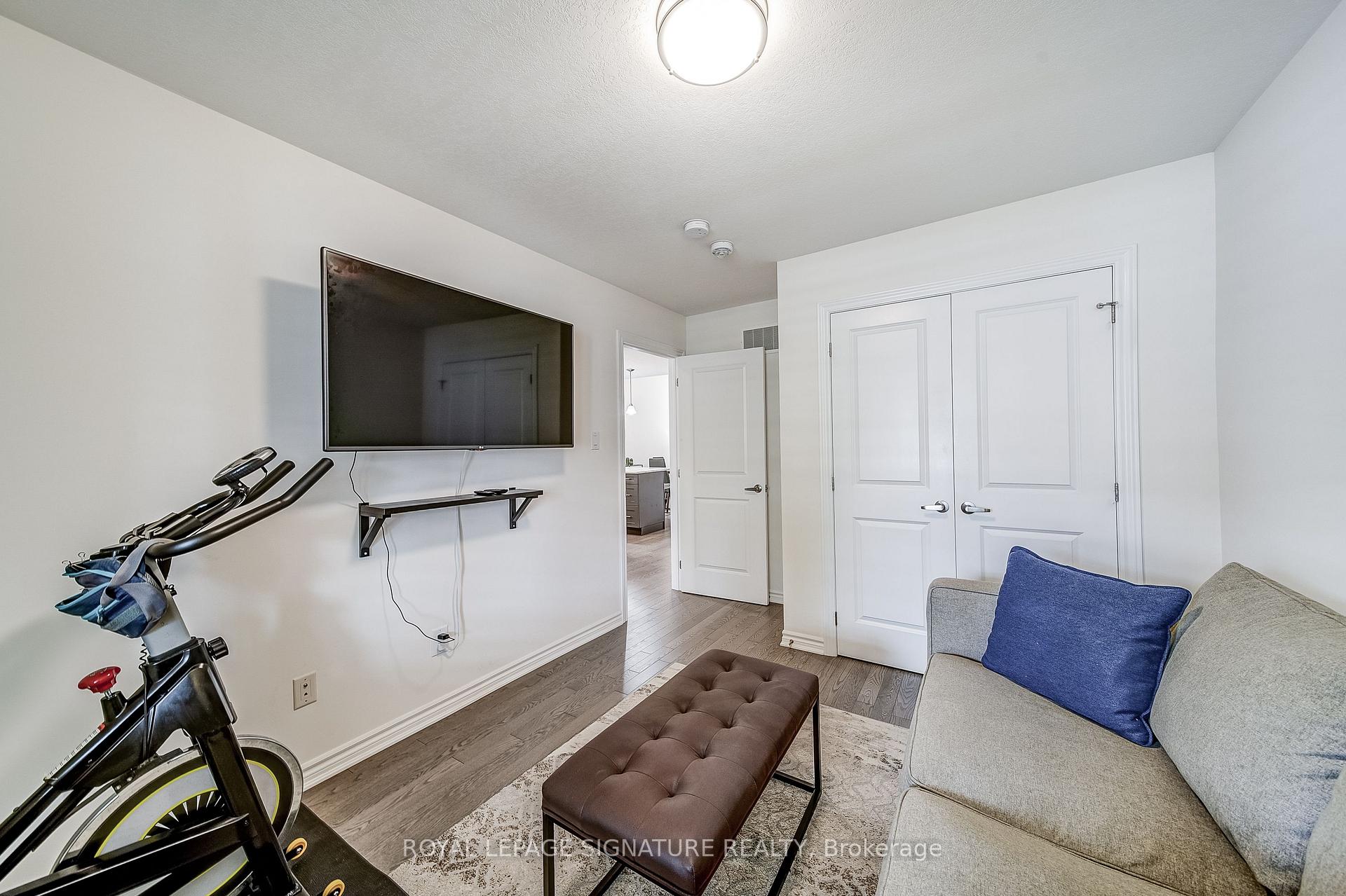 Photo 8 of 61 Ivy Crescent, Wasaga Beach — HOMEH