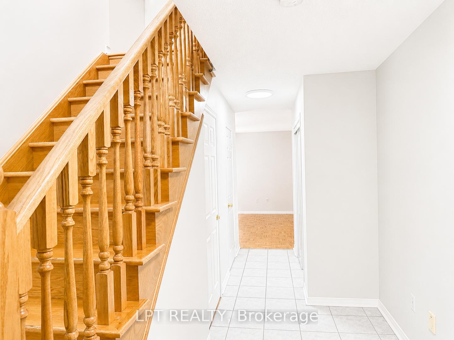 Photo 2 of Unit Main & 2nd Floor, 135 Warren Bradley Street, Markham, Berczy — HOMEH