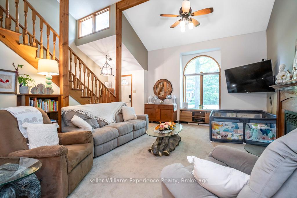 Photo 15 of 14 Oneida Crescent, Tiny, Rural Tiny — HOMEH