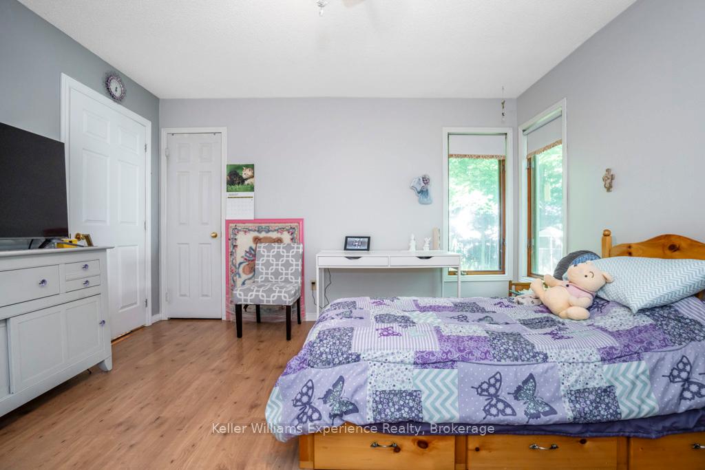 Photo 24 of 14 Oneida Crescent, Tiny, Rural Tiny — HOMEH