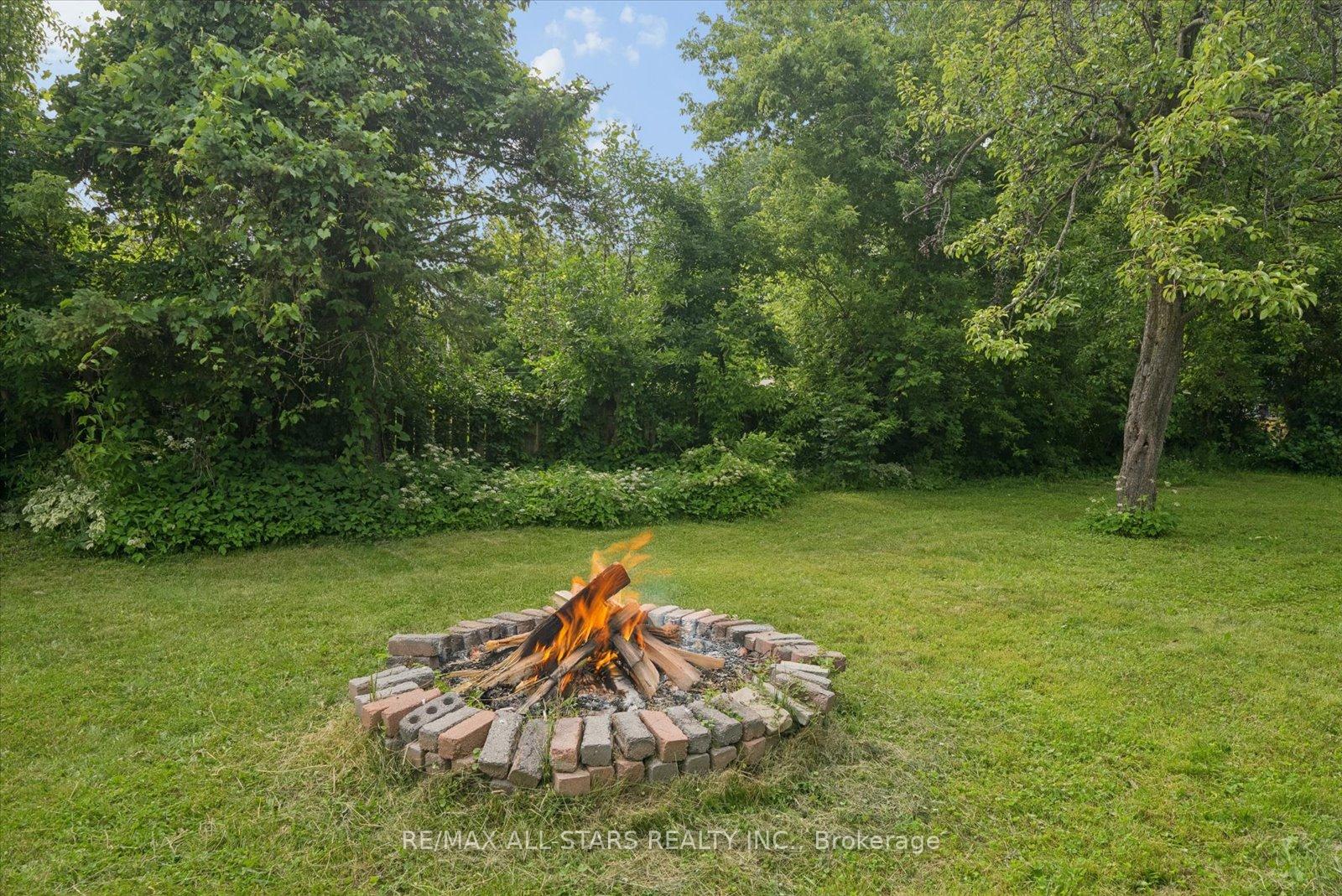 Photo 33 of 340 Walter Drive, Georgina, Keswick South — HOMEH