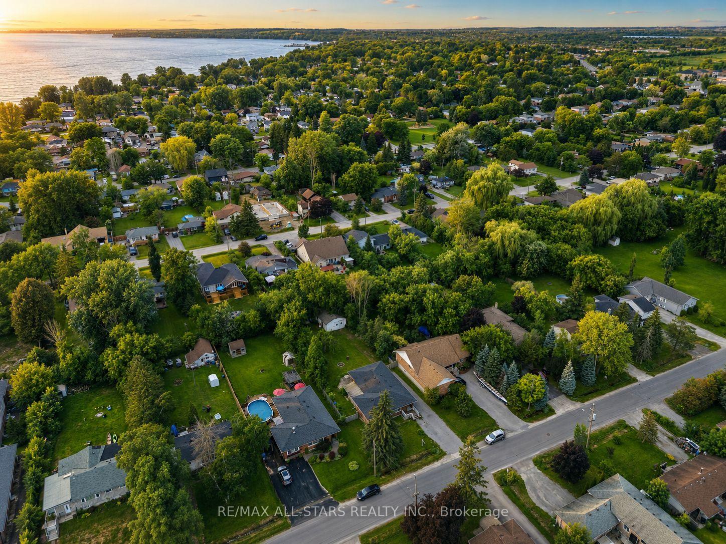 Photo 45 of 340 Walter Drive, Georgina, Keswick South — HOMEH