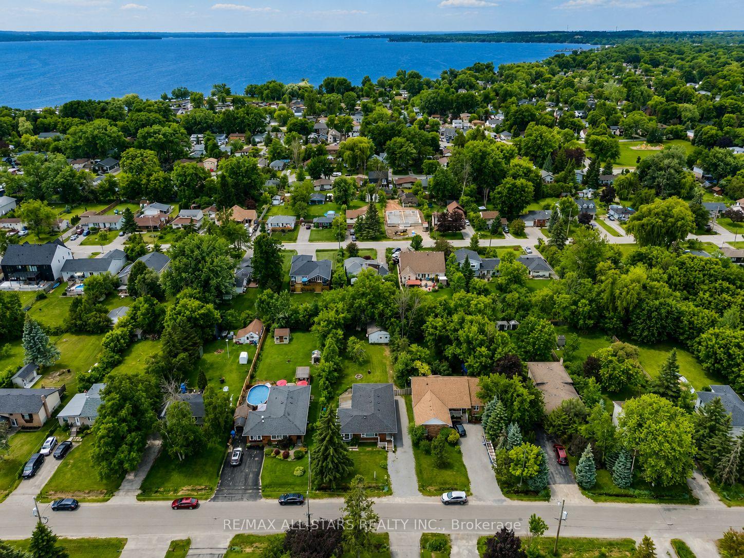 Photo 46 of 340 Walter Drive, Georgina, Keswick South — HOMEH