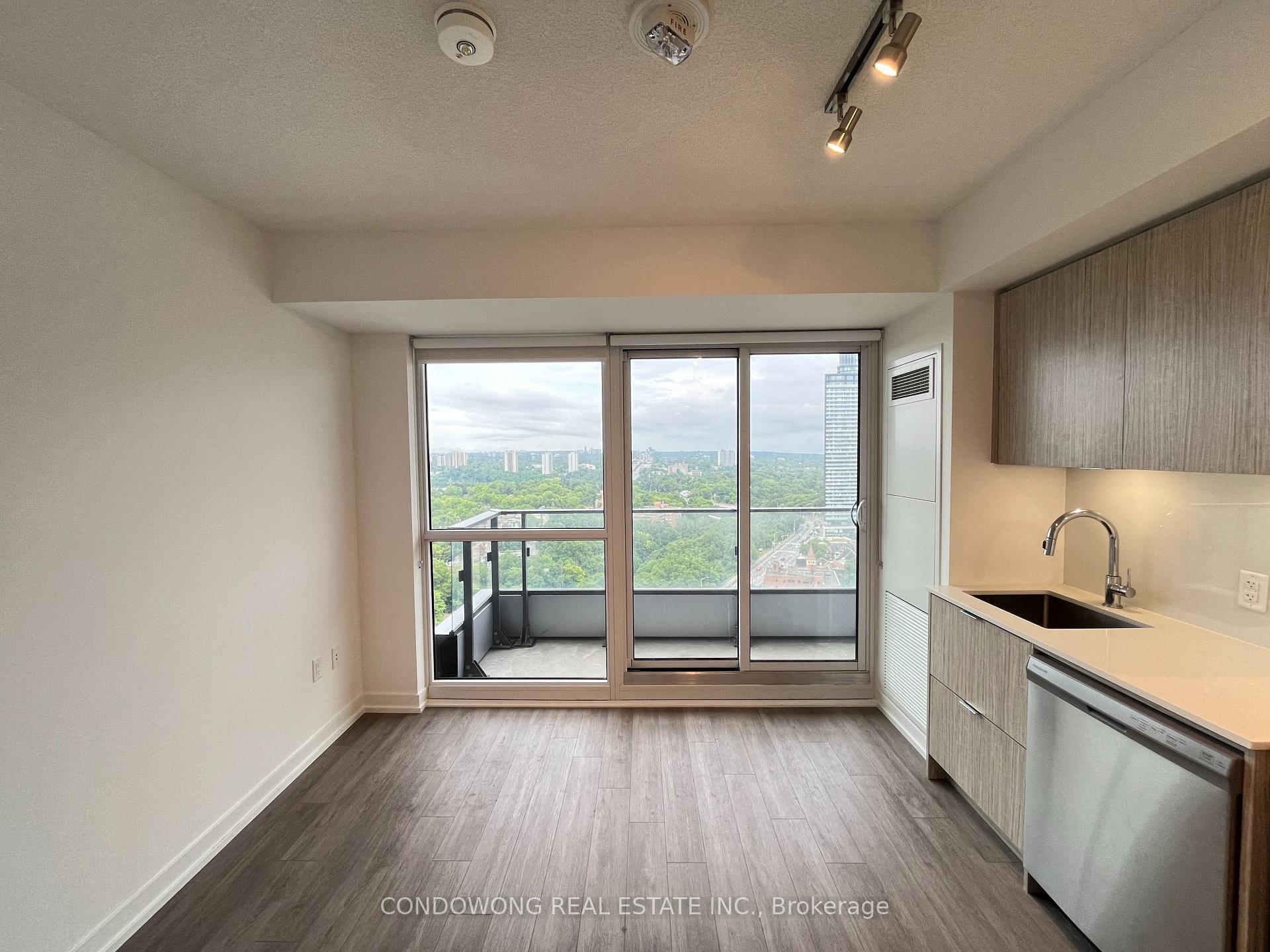Photo 3 of Unit 2009, 395 Bloor Street E, Toronto, North St. James Town — HOMEH