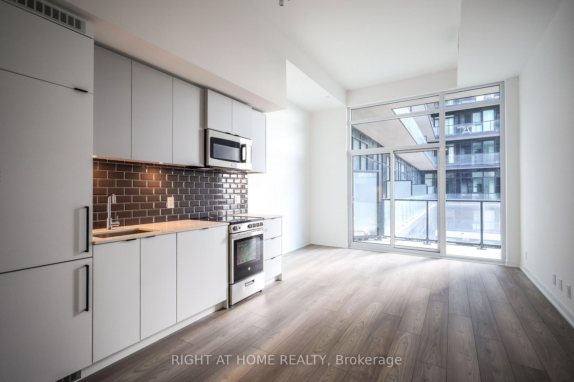 Photo 8 of Unit 704, 285 Dufferin Street, Toronto, South Parkdale — HOMEH