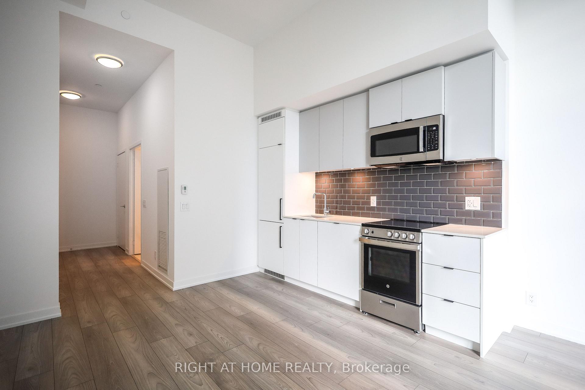 Photo 10 of Unit 704, 285 Dufferin Street, Toronto, South Parkdale — HOMEH