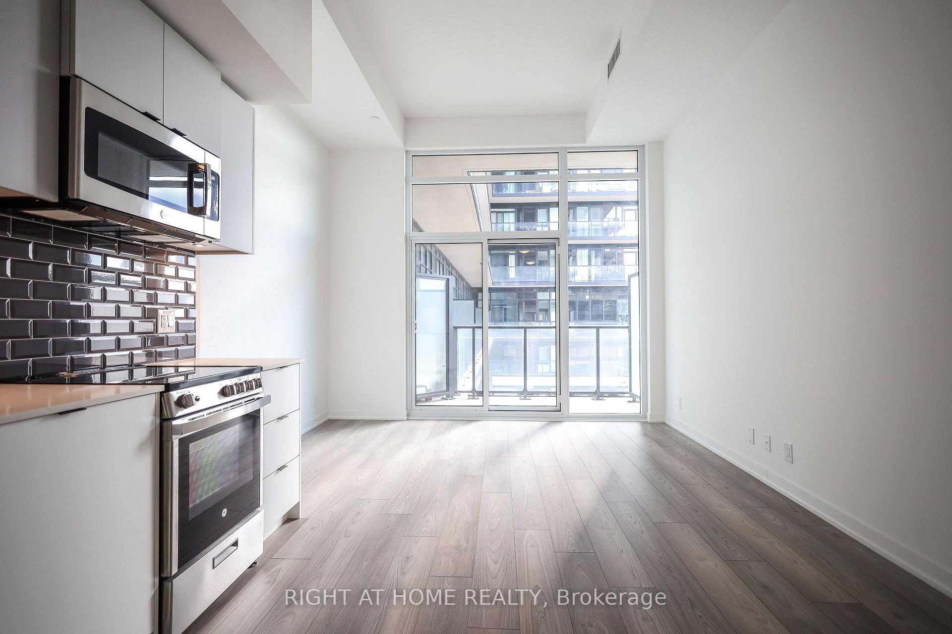 Photo 12 of Unit 704, 285 Dufferin Street, Toronto, South Parkdale — HOMEH