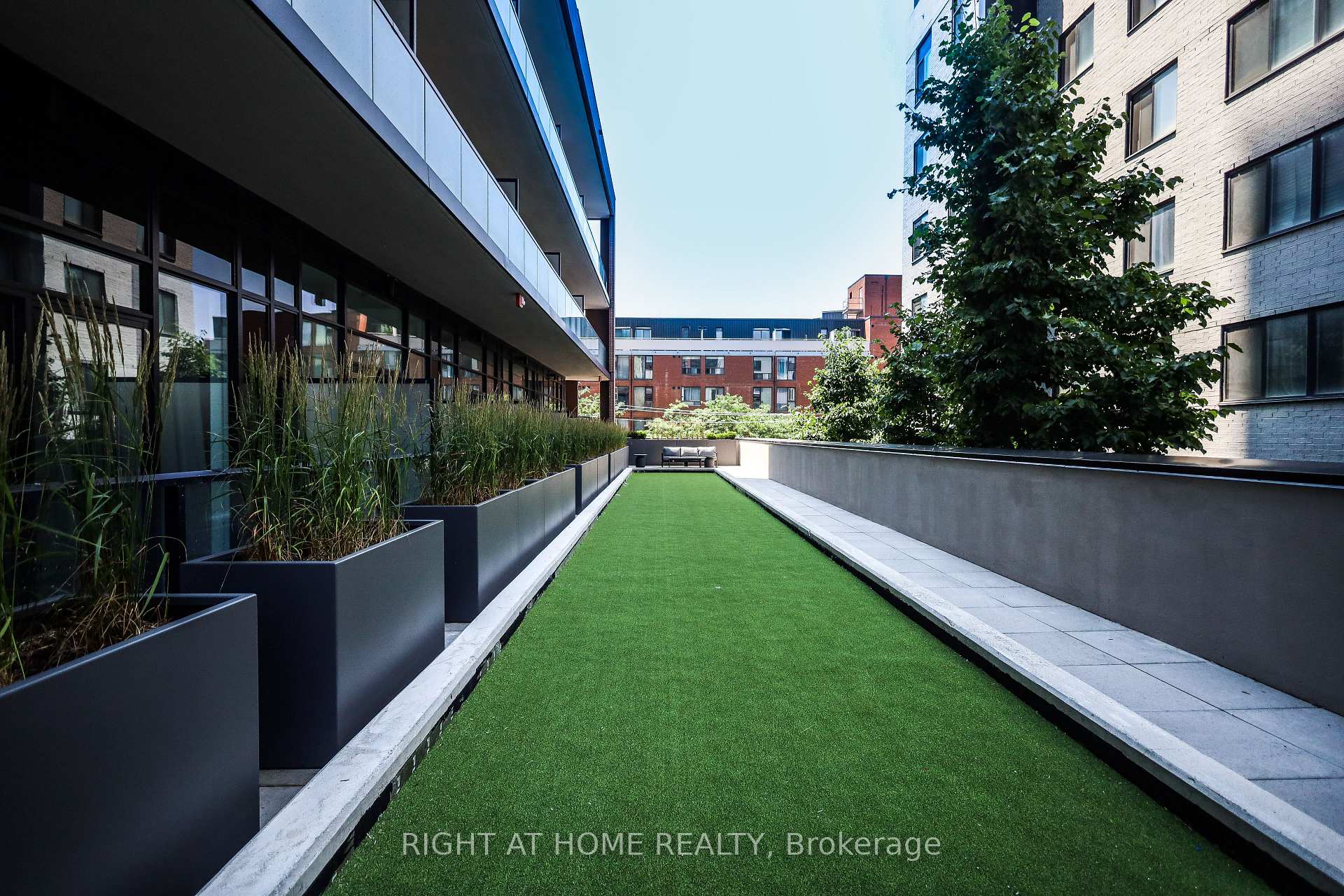 Photo 39 of Unit 704, 285 Dufferin Street, Toronto, South Parkdale — HOMEH