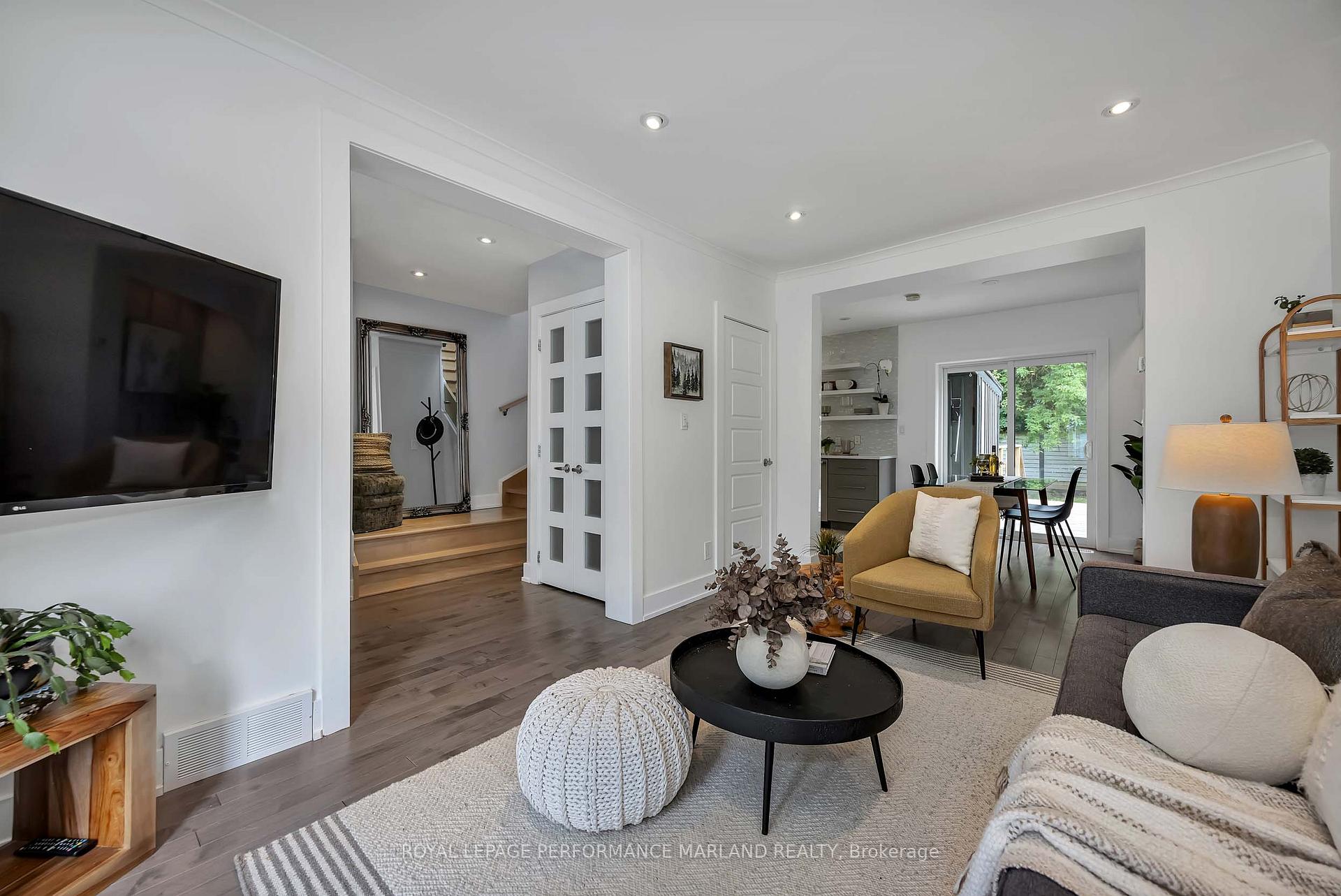 Photo 5 of 292 Currell Avenue, Ottawa, Westboro/Hampton Park — HOMEH