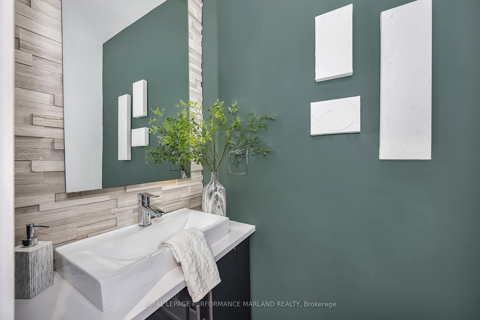 Photo 16 of 292 Currell Avenue, Ottawa, Westboro/Hampton Park — HOMEH
