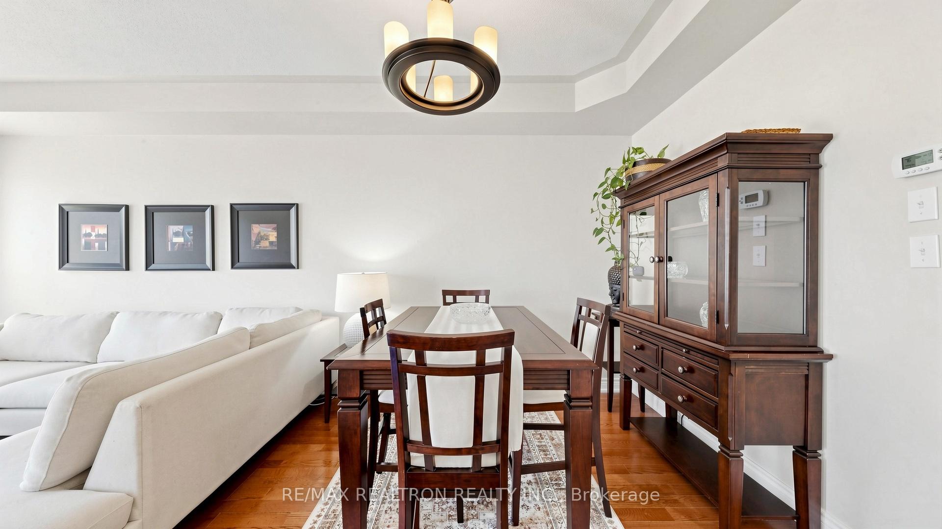 Photo 13 of 125 Silverwood Circle, Ajax, Central East — HOMEH