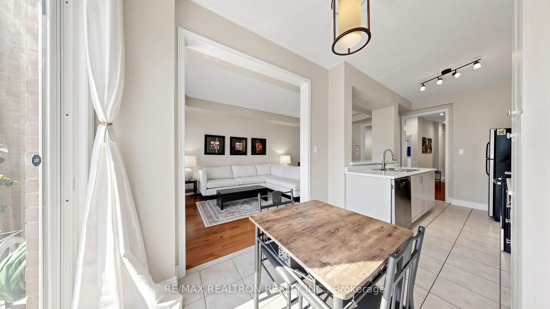Photo 18 of 125 Silverwood Circle, Ajax, Central East — HOMEH