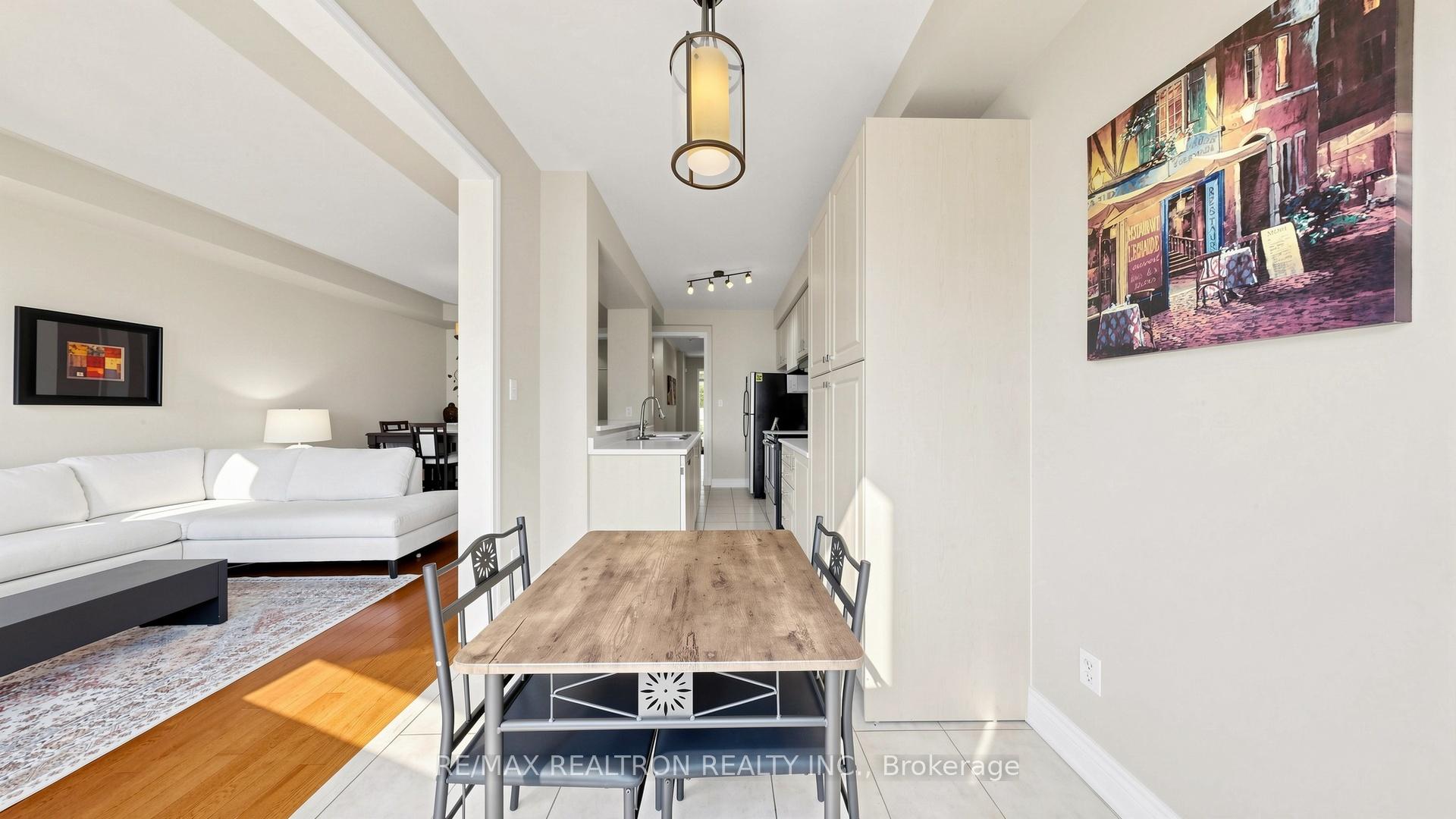 Photo 19 of 125 Silverwood Circle, Ajax, Central East — HOMEH