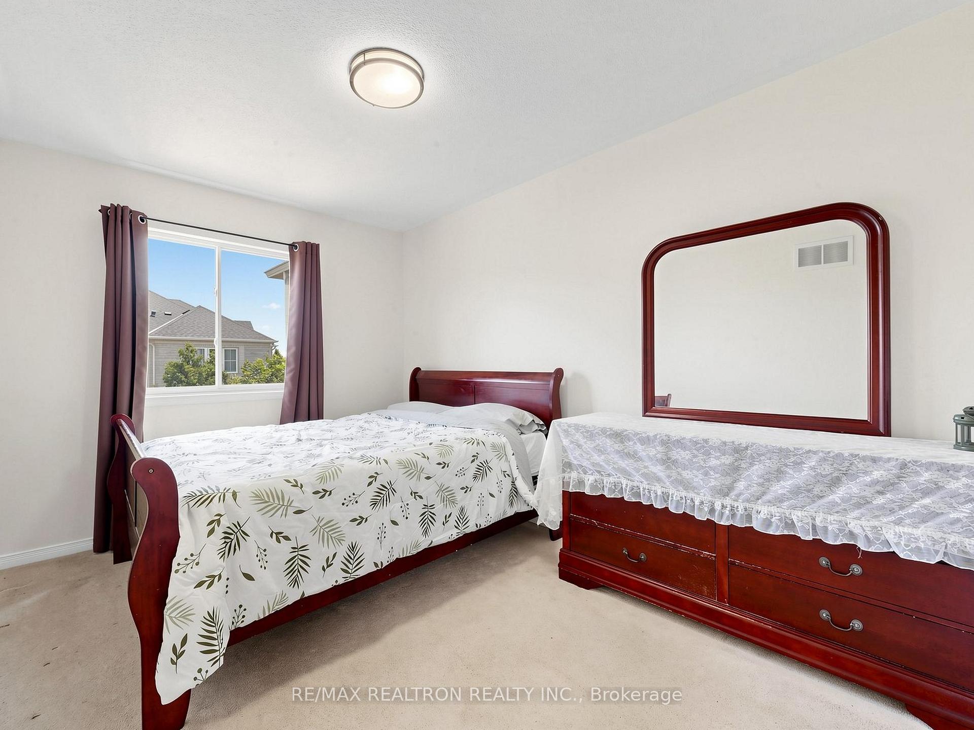 Photo 28 of 125 Silverwood Circle, Ajax, Central East — HOMEH