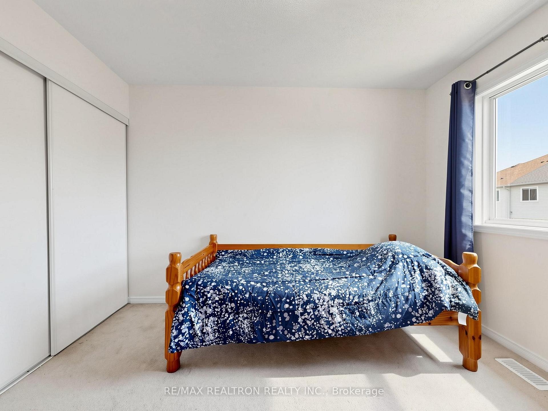 Photo 29 of 125 Silverwood Circle, Ajax, Central East — HOMEH