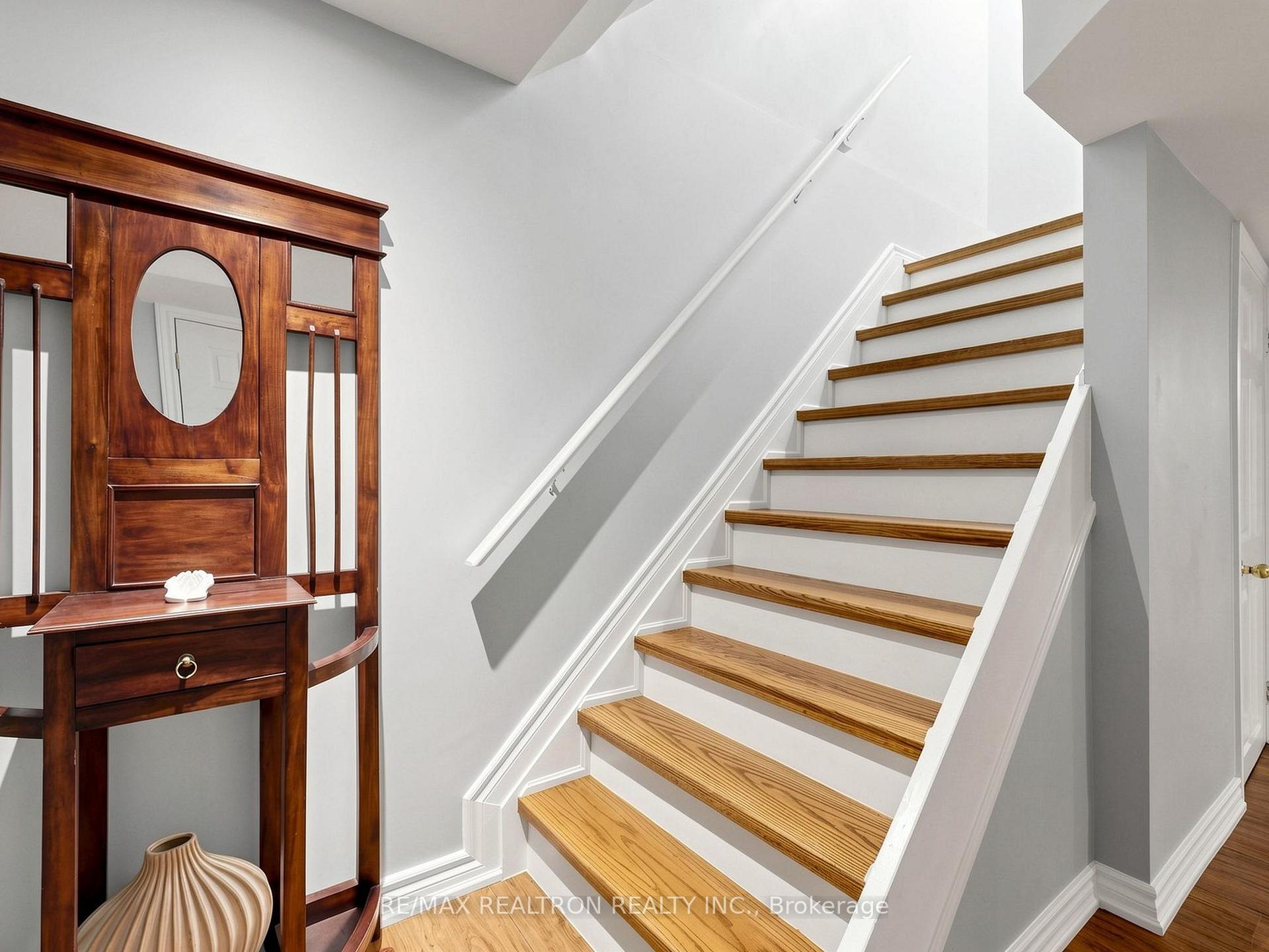 Photo 32 of 125 Silverwood Circle, Ajax, Central East — HOMEH