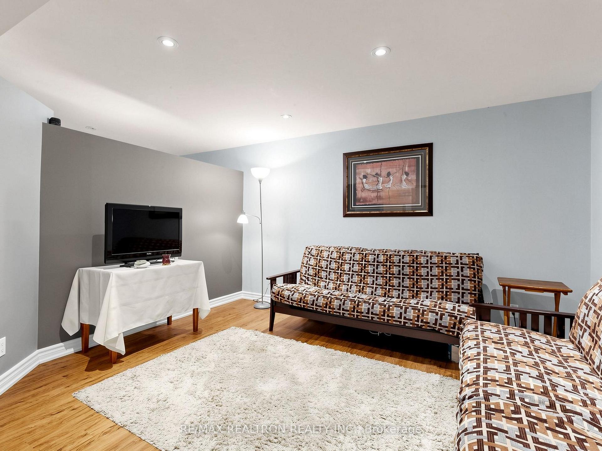 Photo 34 of 125 Silverwood Circle, Ajax, Central East — HOMEH