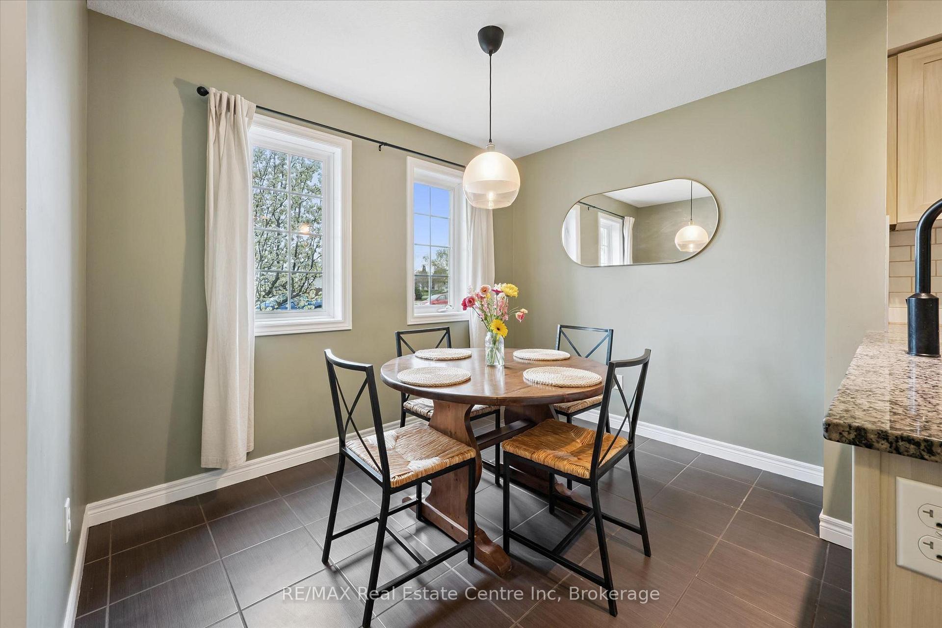 Photo 5 of Unit A, 634 Woodlawn Road, Guelph, Victoria North — HOMEH