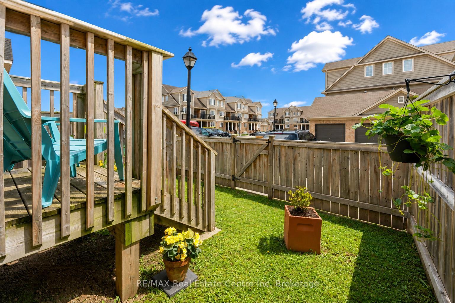 Photo 16 of Unit A, 634 Woodlawn Road, Guelph, Victoria North — HOMEH