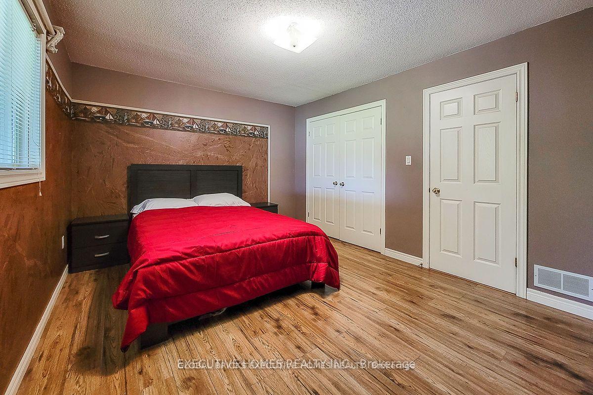 Photo 10 of 42 Richmond Crescent, Hamilton, Winona Park — HOMEH