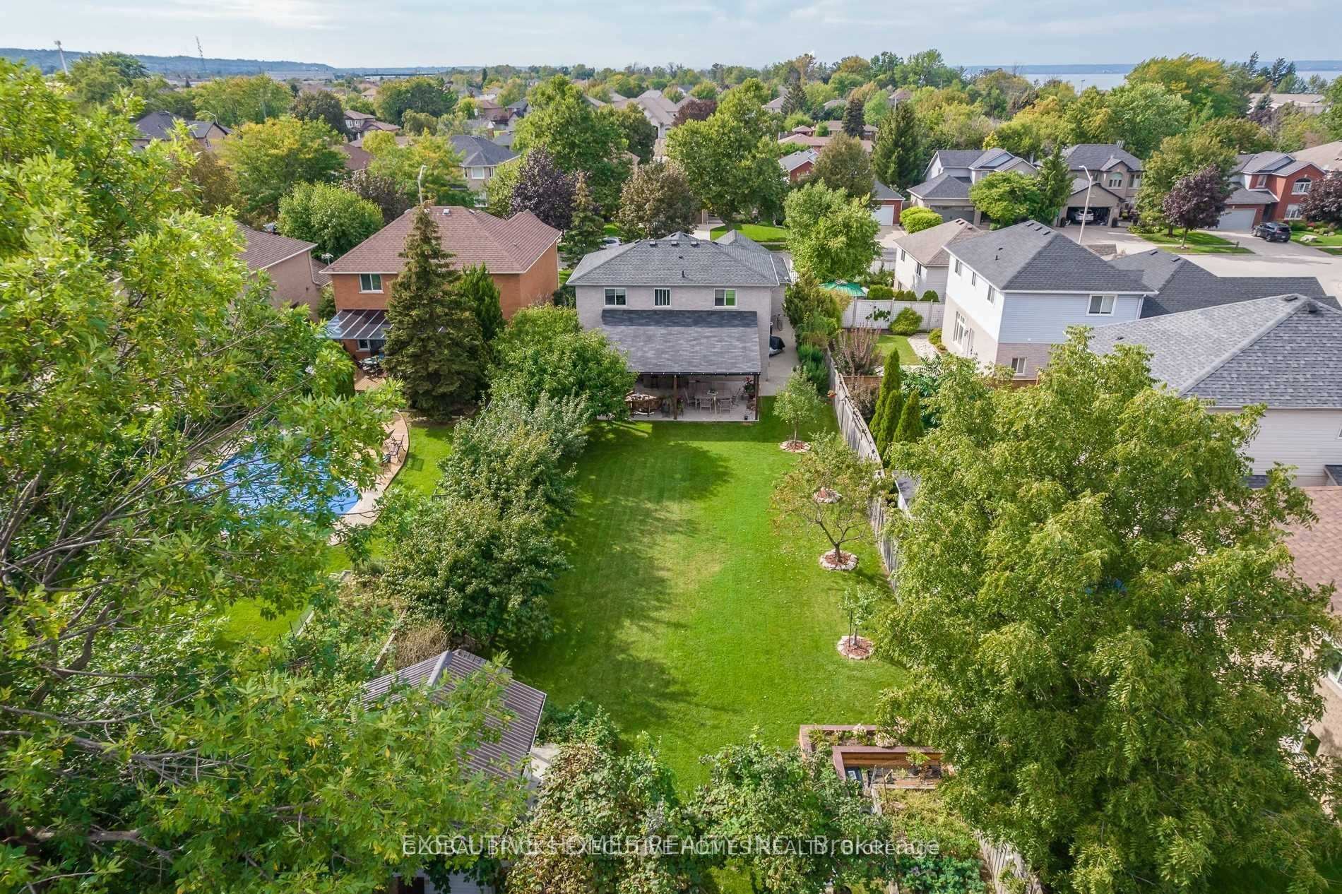 Photo 16 of 42 Richmond Crescent, Hamilton, Winona Park — HOMEH