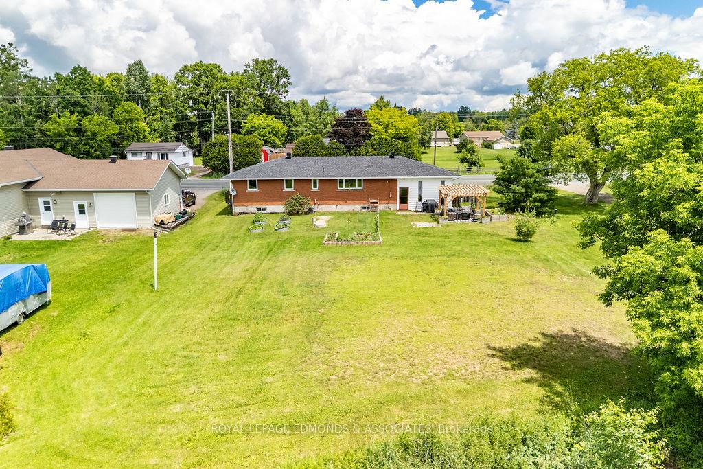 Photo 4 of 140 Mud Lake Road, Pembroke, Pembroke — HOMEH