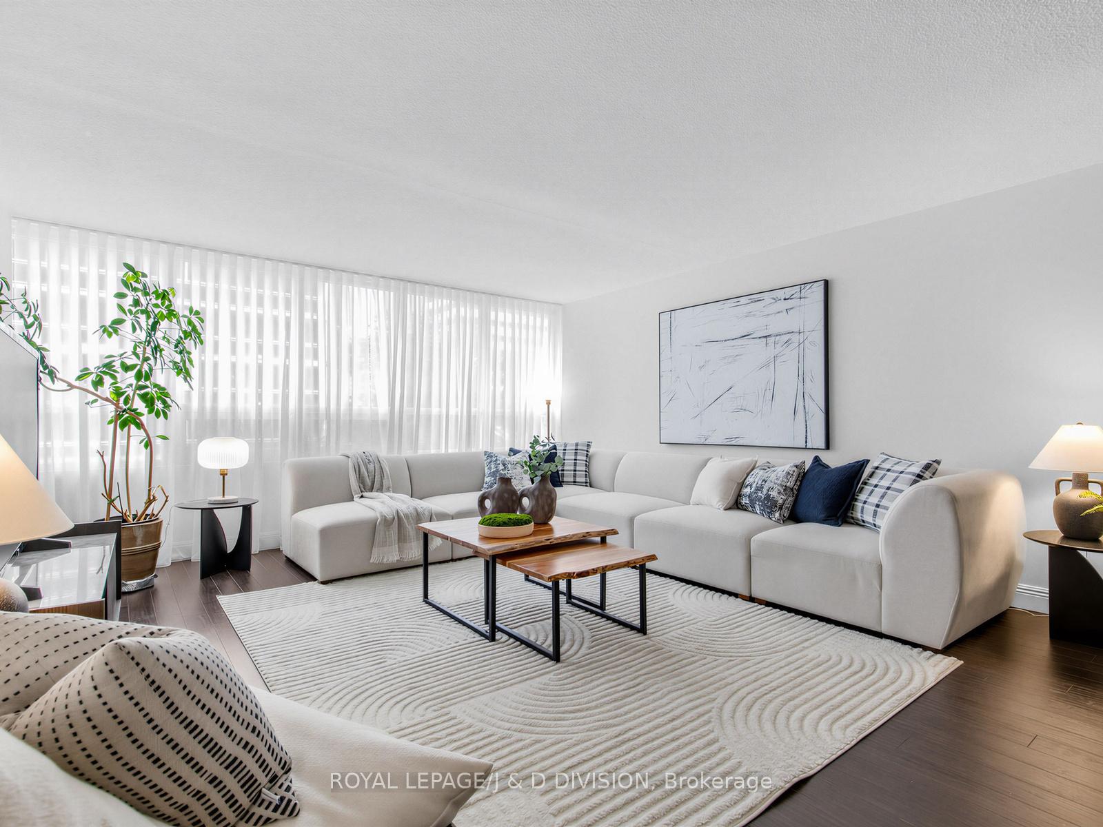 Photo 4 of Unit 304, 71 Charles Street E, Toronto, Church-Yonge Corridor — HOMEH