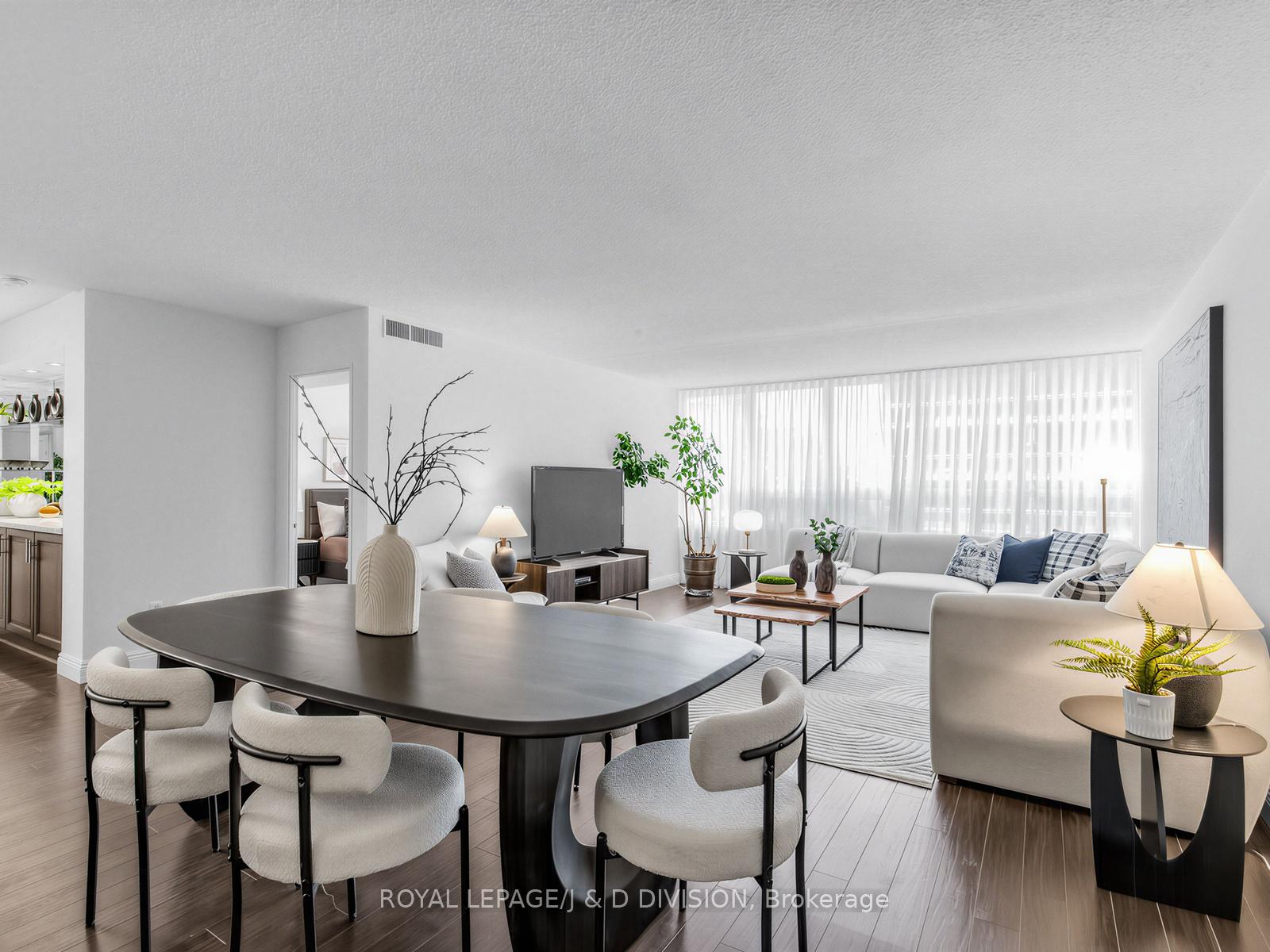 Photo 7 of Unit 304, 71 Charles Street E, Toronto, Church-Yonge Corridor — HOMEH