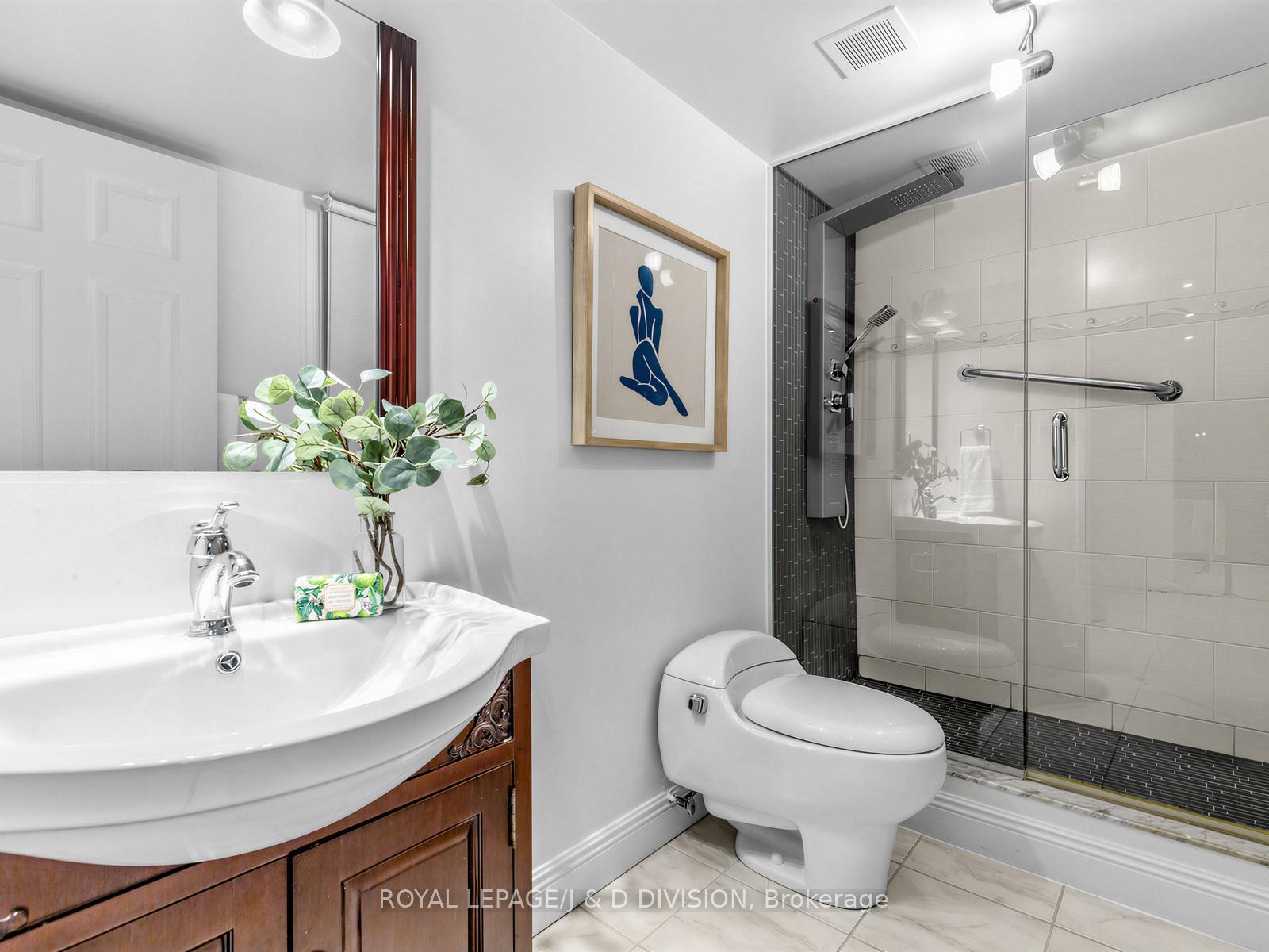 Photo 18 of Unit 304, 71 Charles Street E, Toronto, Church-Yonge Corridor — HOMEH
