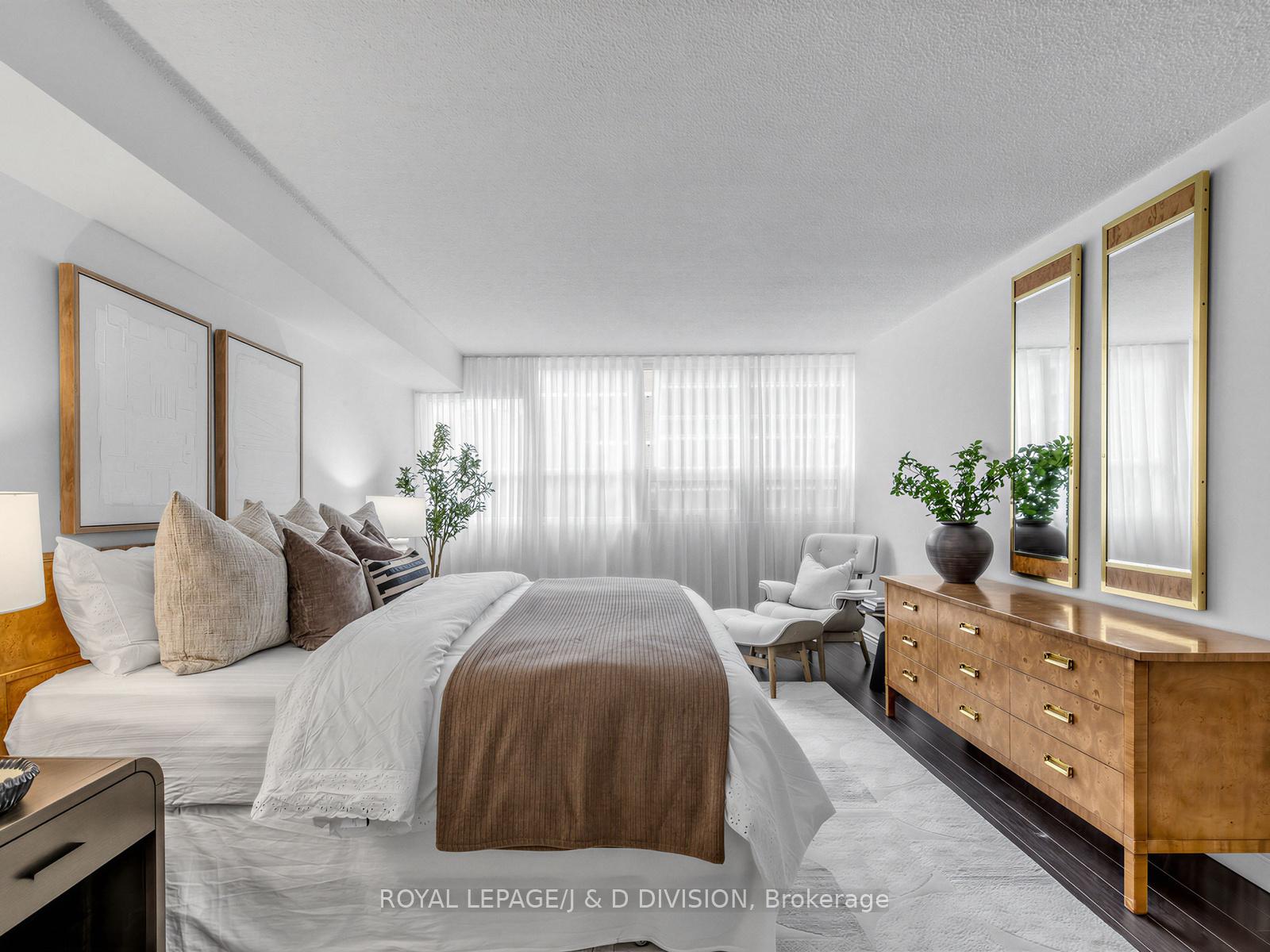 Photo 20 of Unit 304, 71 Charles Street E, Toronto, Church-Yonge Corridor — HOMEH