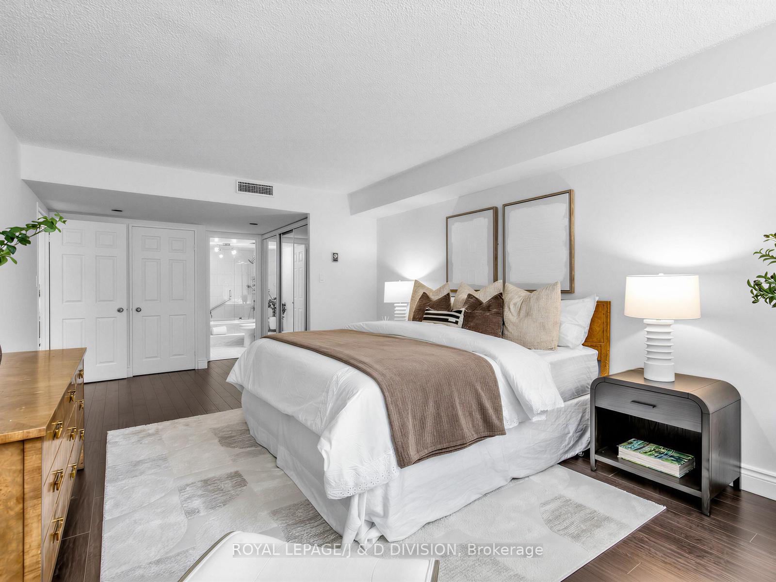 Photo 21 of Unit 304, 71 Charles Street E, Toronto, Church-Yonge Corridor — HOMEH