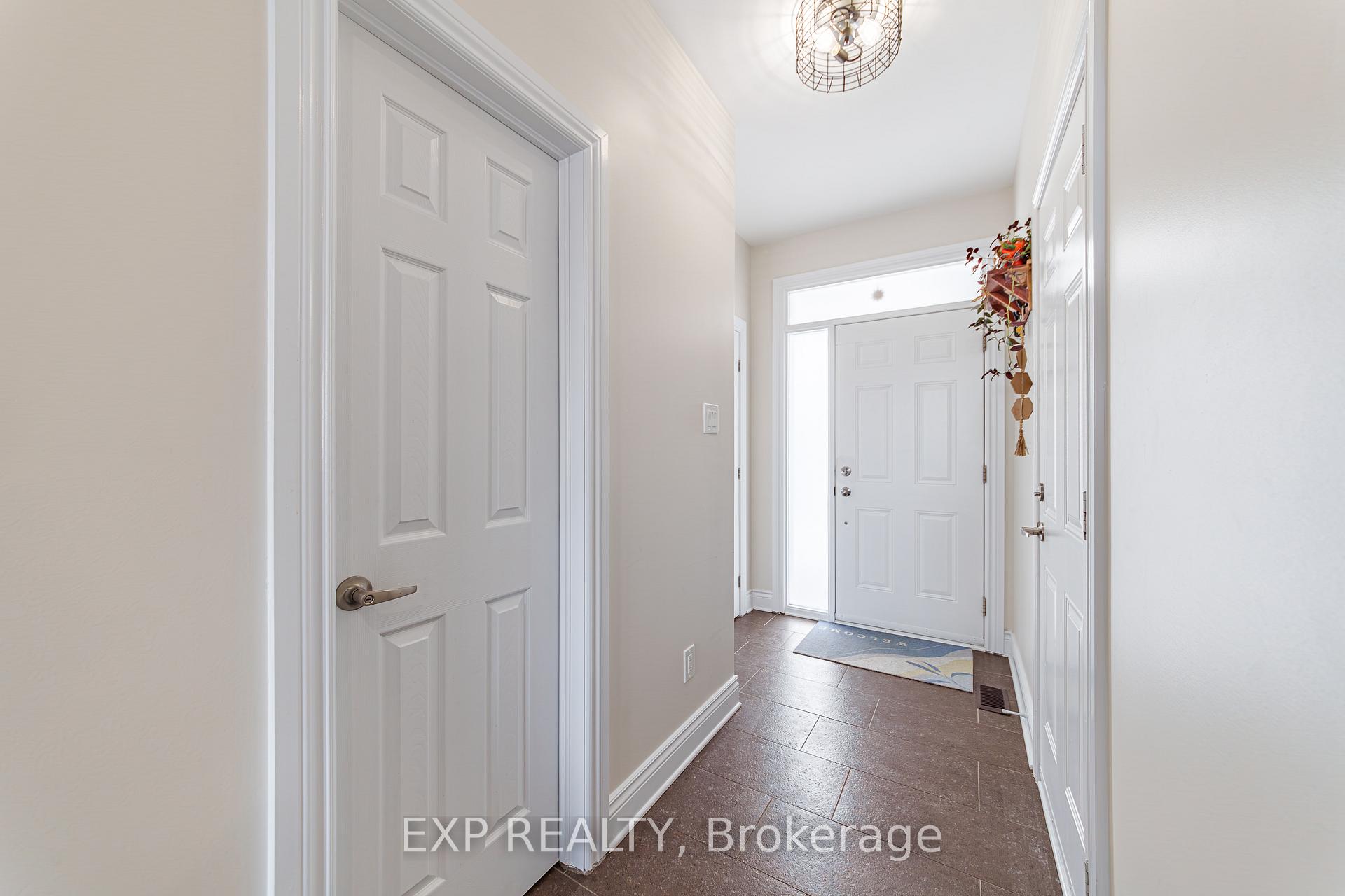 Photo 3 of 106 Bert Hall Street, Arnprior, Arnprior — HOMEH