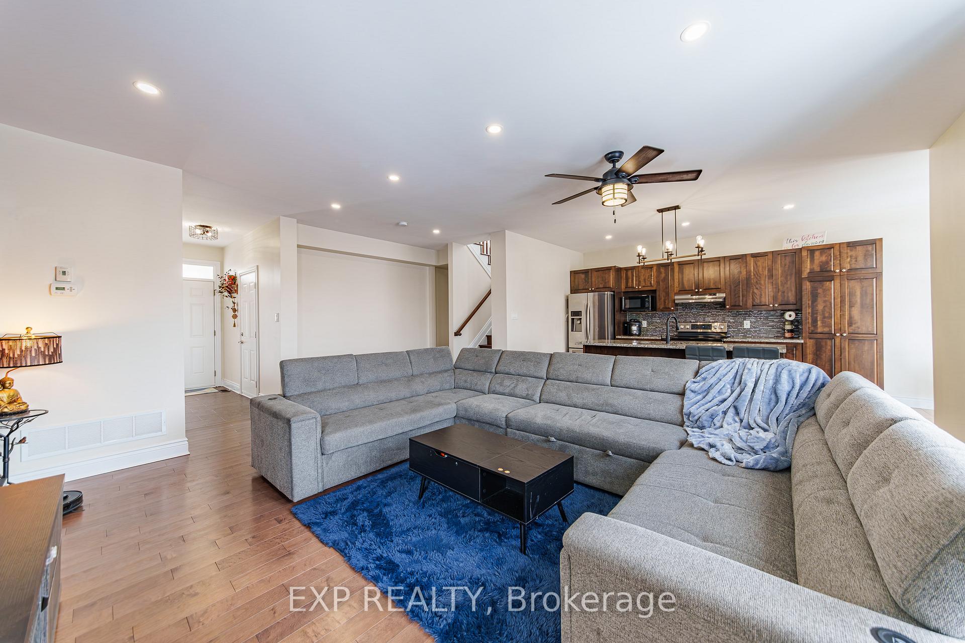 Photo 5 of 106 Bert Hall Street, Arnprior, Arnprior — HOMEH