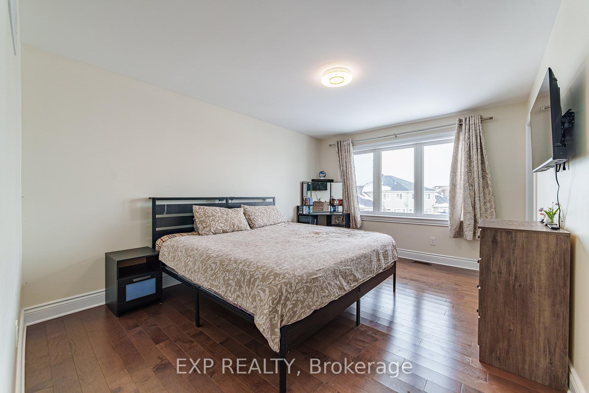 Photo 12 of 106 Bert Hall Street, Arnprior, Arnprior — HOMEH