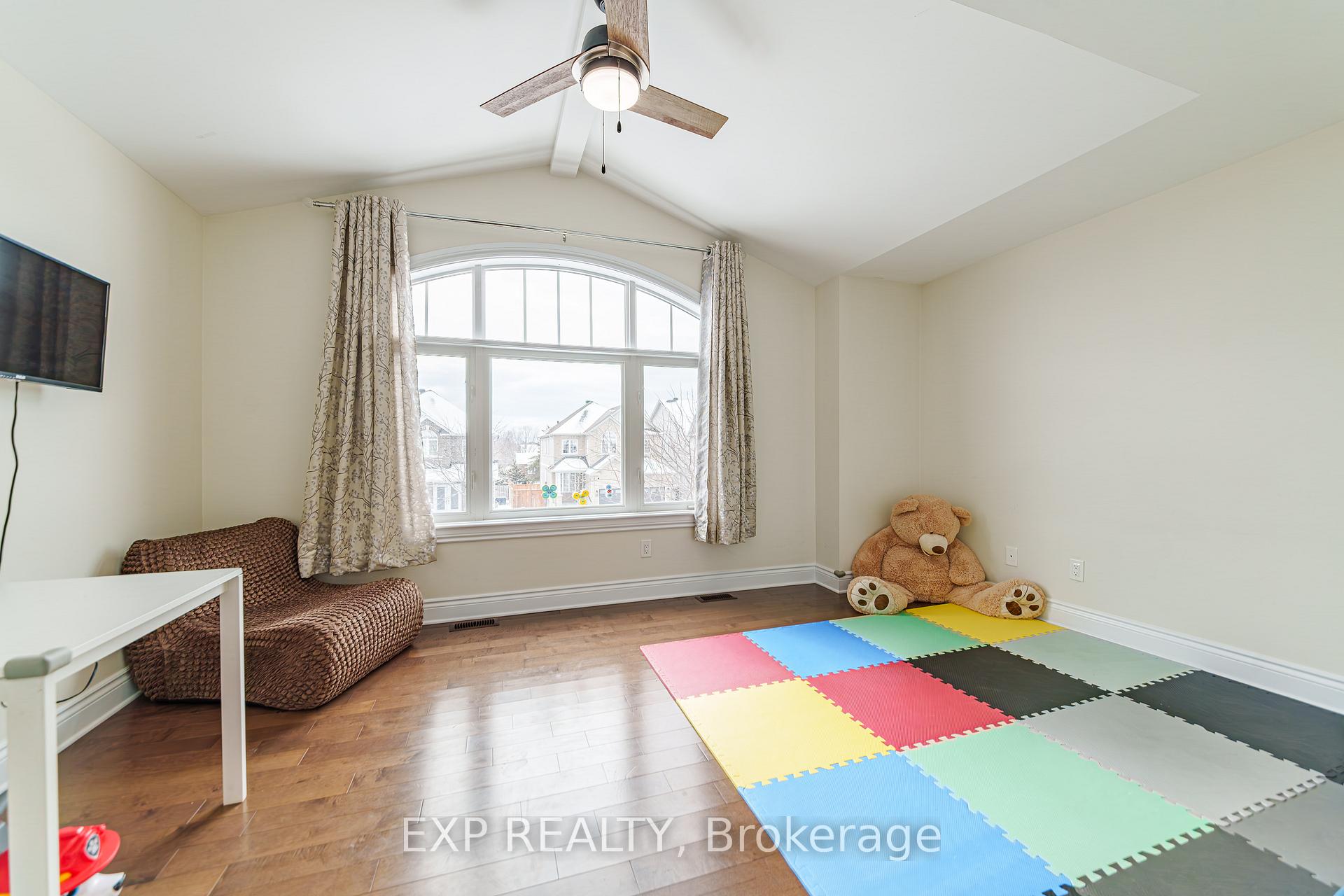 Photo 18 of 106 Bert Hall Street, Arnprior, Arnprior — HOMEH